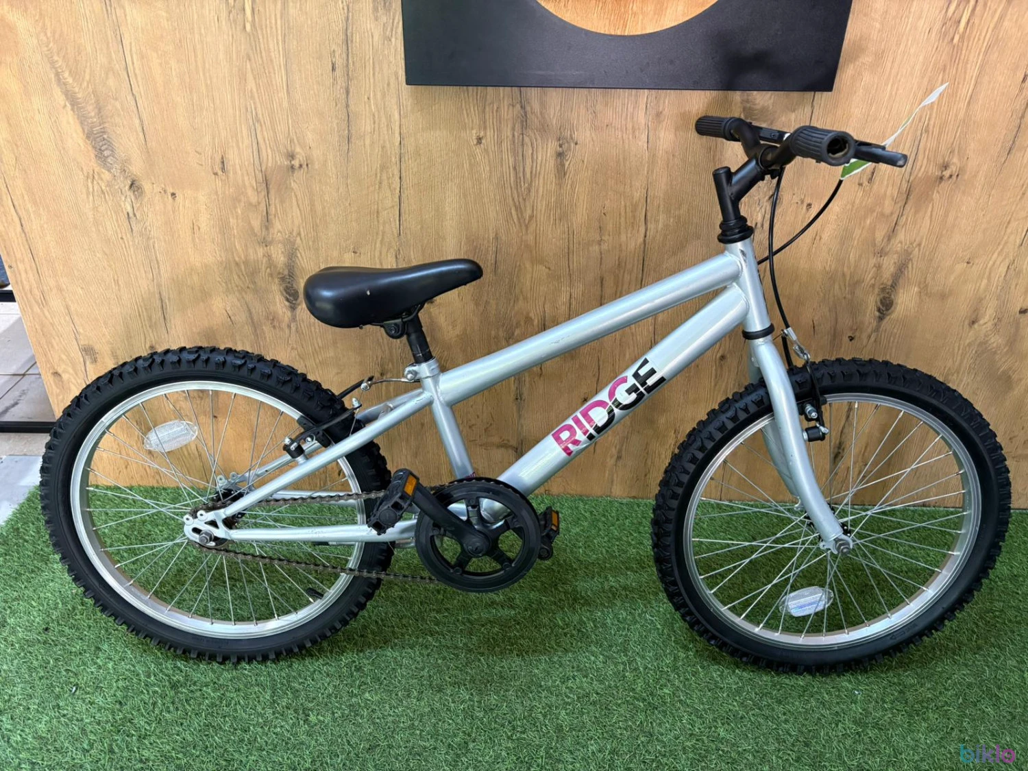1. Bicicleta RIDGE 20inch