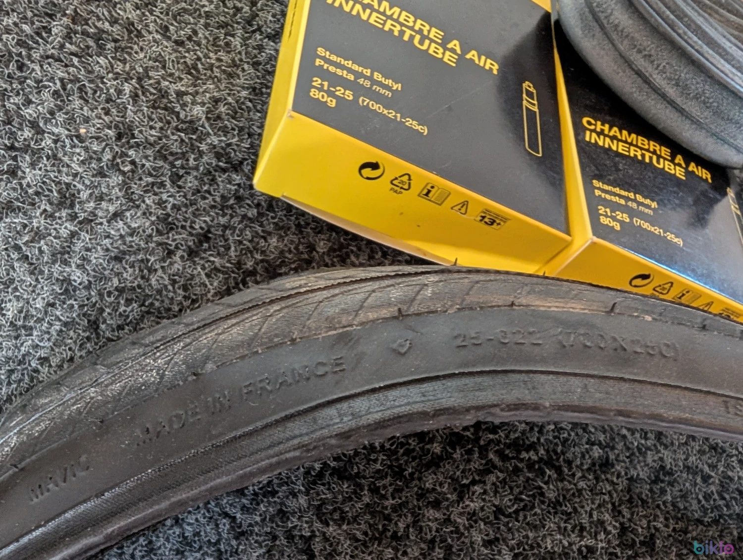 2. Mavic SSC 25 cauciuc cu camere