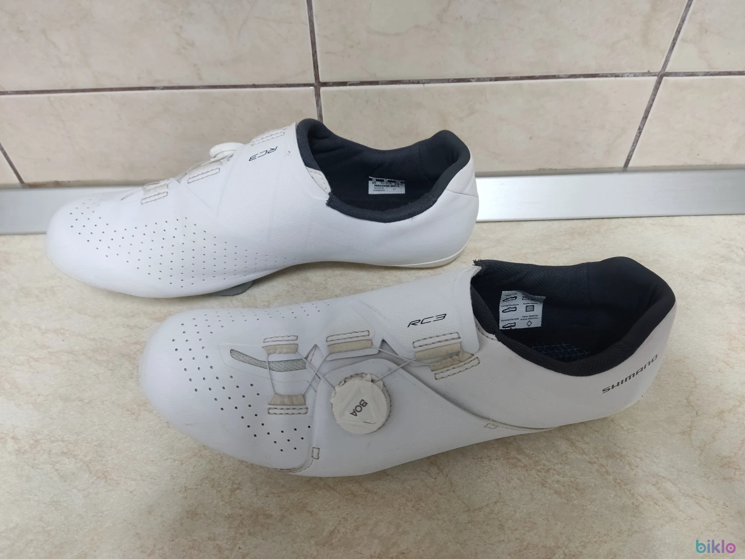 2. Pantofi de sosea Shimano SHRC300 M marimea 46