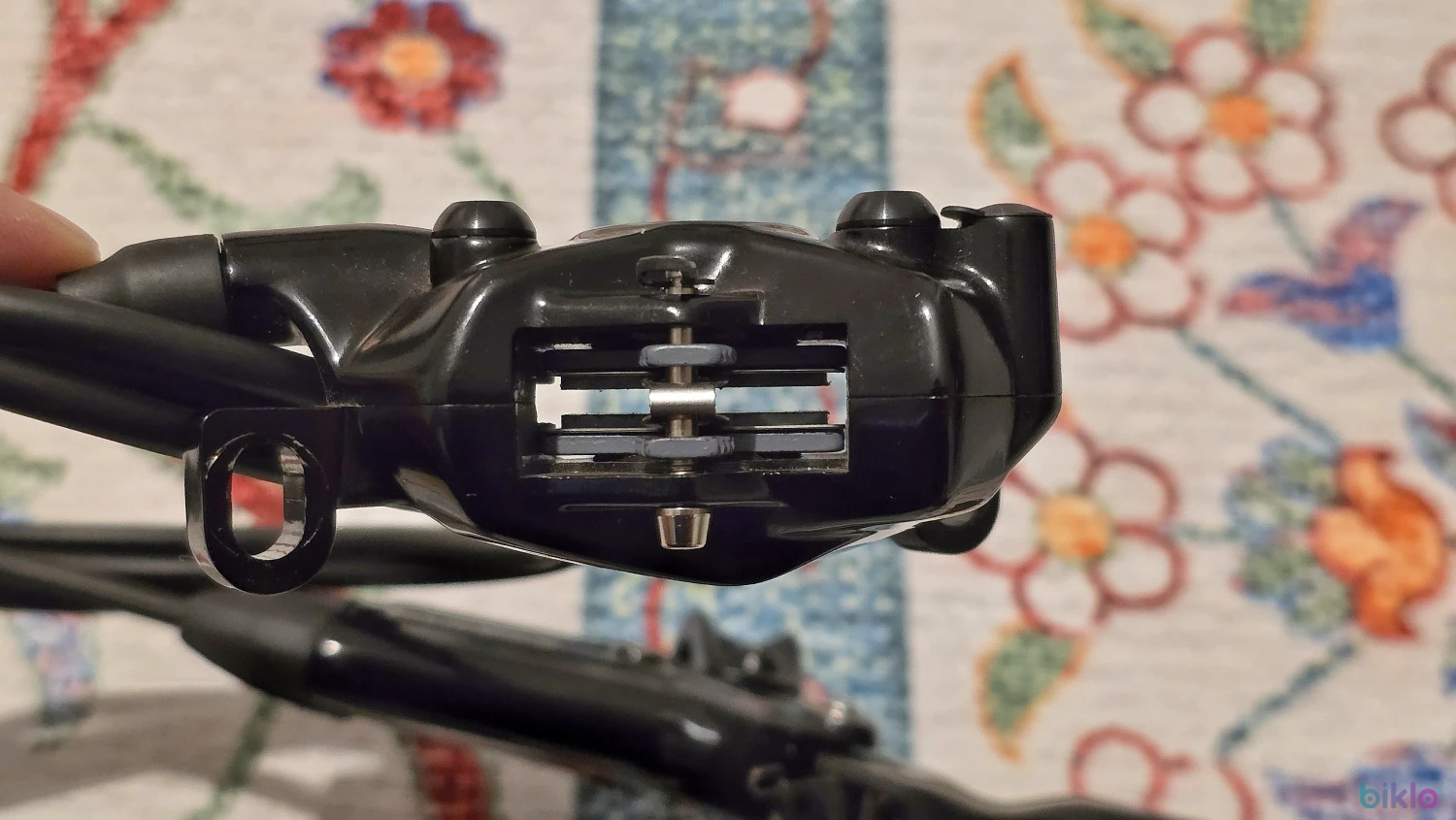 8. Vand set frane hidraulice SRAM Level Ultimate Stealth (etrieri cu 2 pistoane)