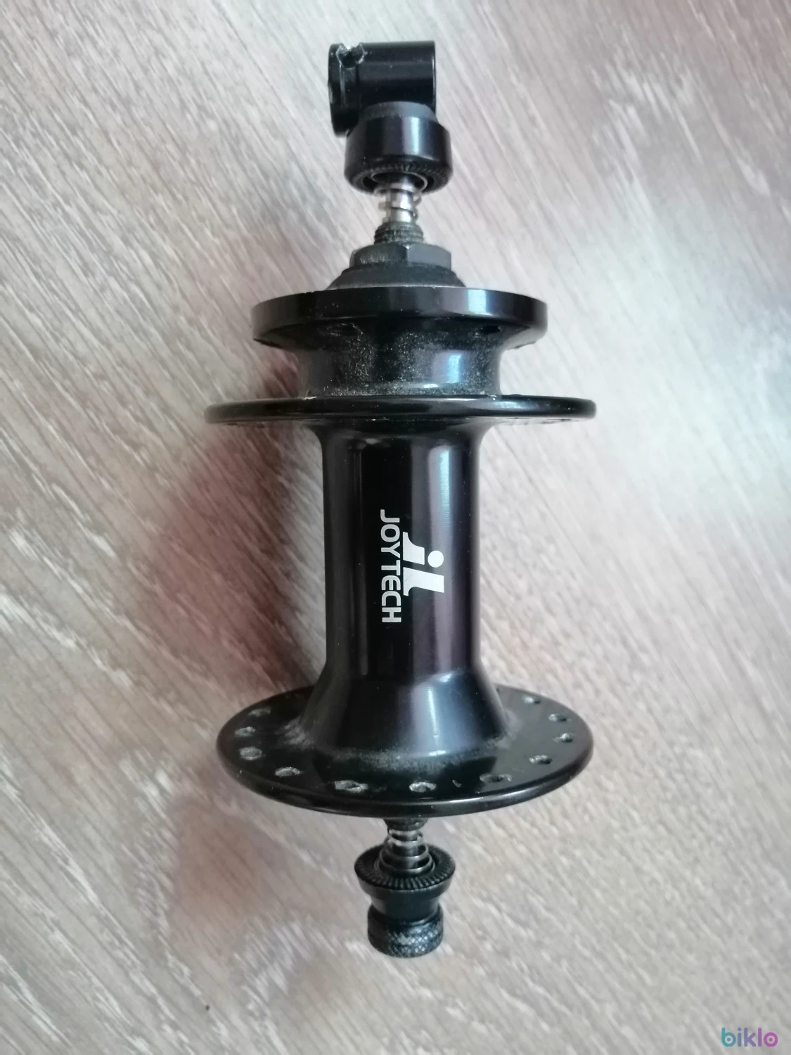 1. Butuc fata Joytech, prindere disc 6-bolts, ax quick-release