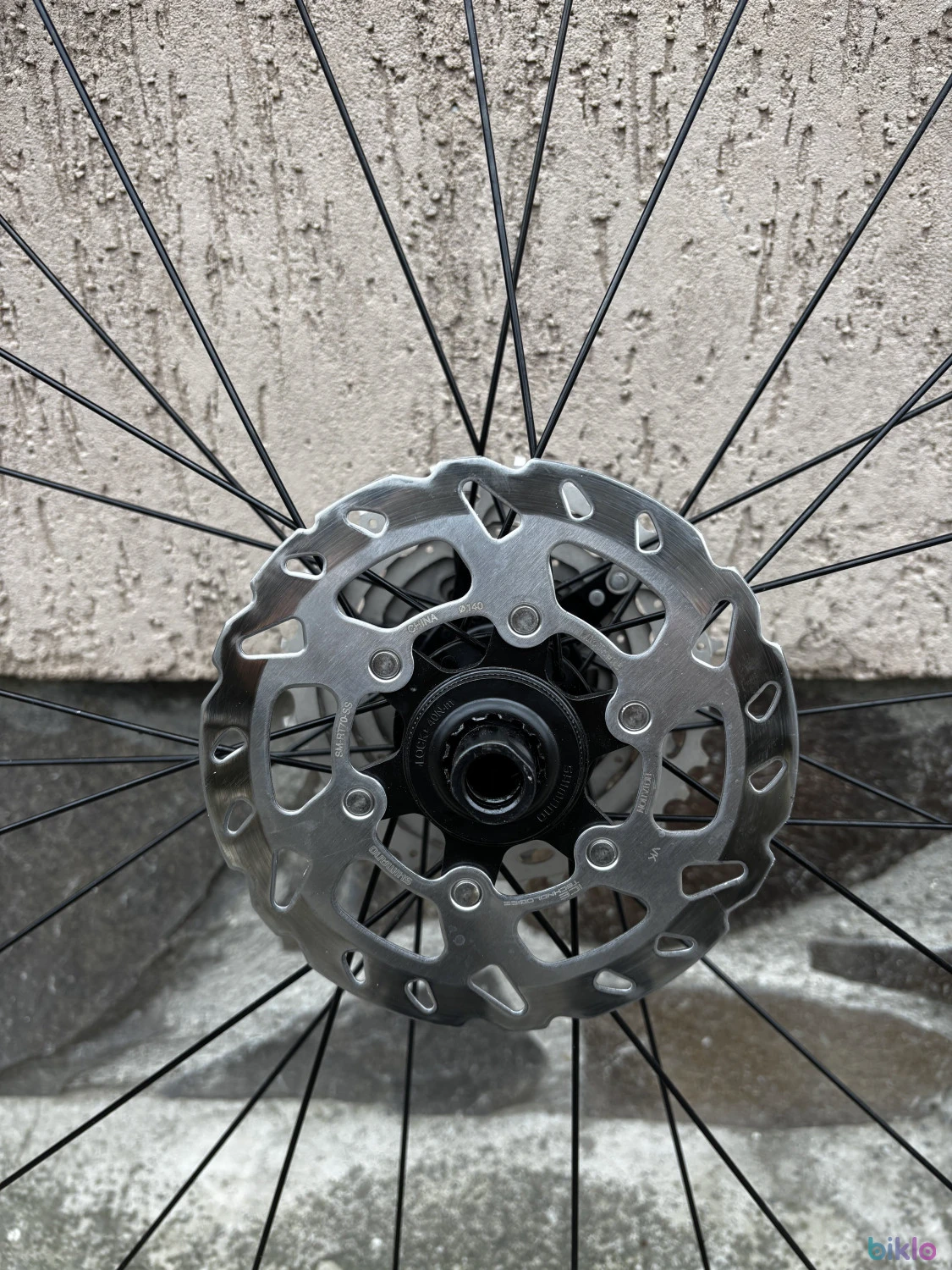6. SHIMANO WH-RS171 28" + Disc Shimano RT70 160mm/140mm Center Lock + ZRACE 12S HG Cassette