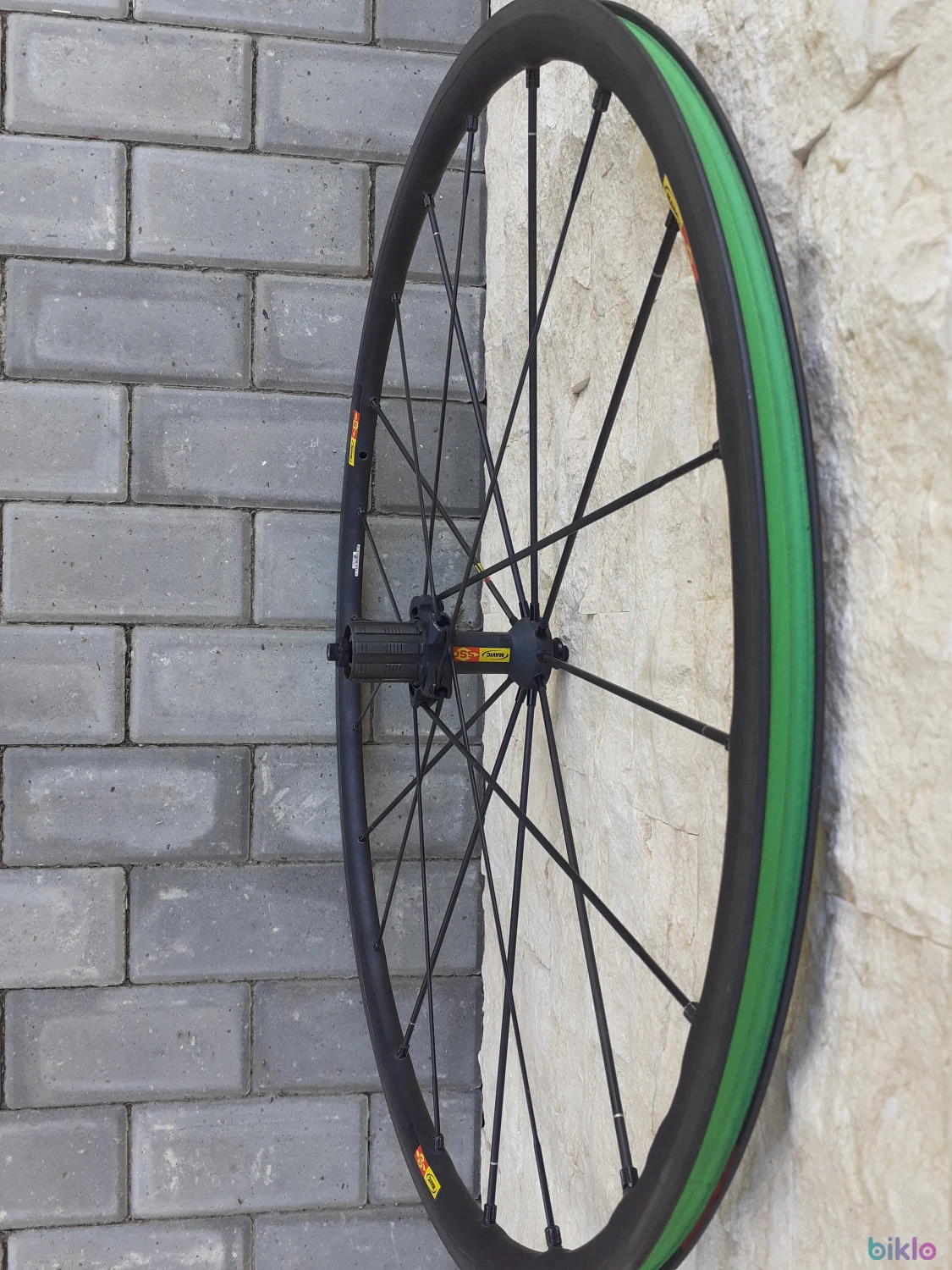 12. Roti cursiera Mavic R-SYS SLR