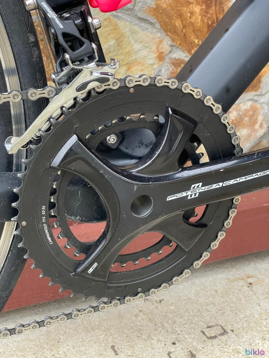 4. Bicicleta cursiera BTWIN ULTRA CF, campagnolo potenza 2x11