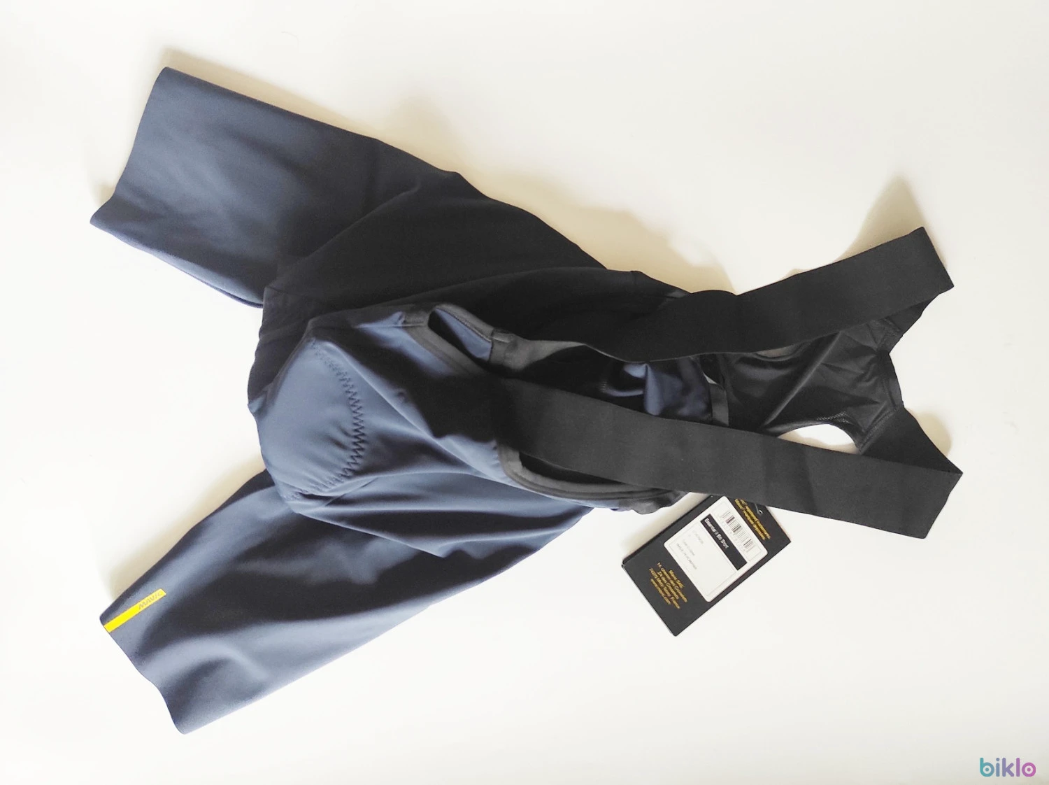 6. Pantaloni scurti Bib Mavic Essential II Total Eclipse marimea S, noi