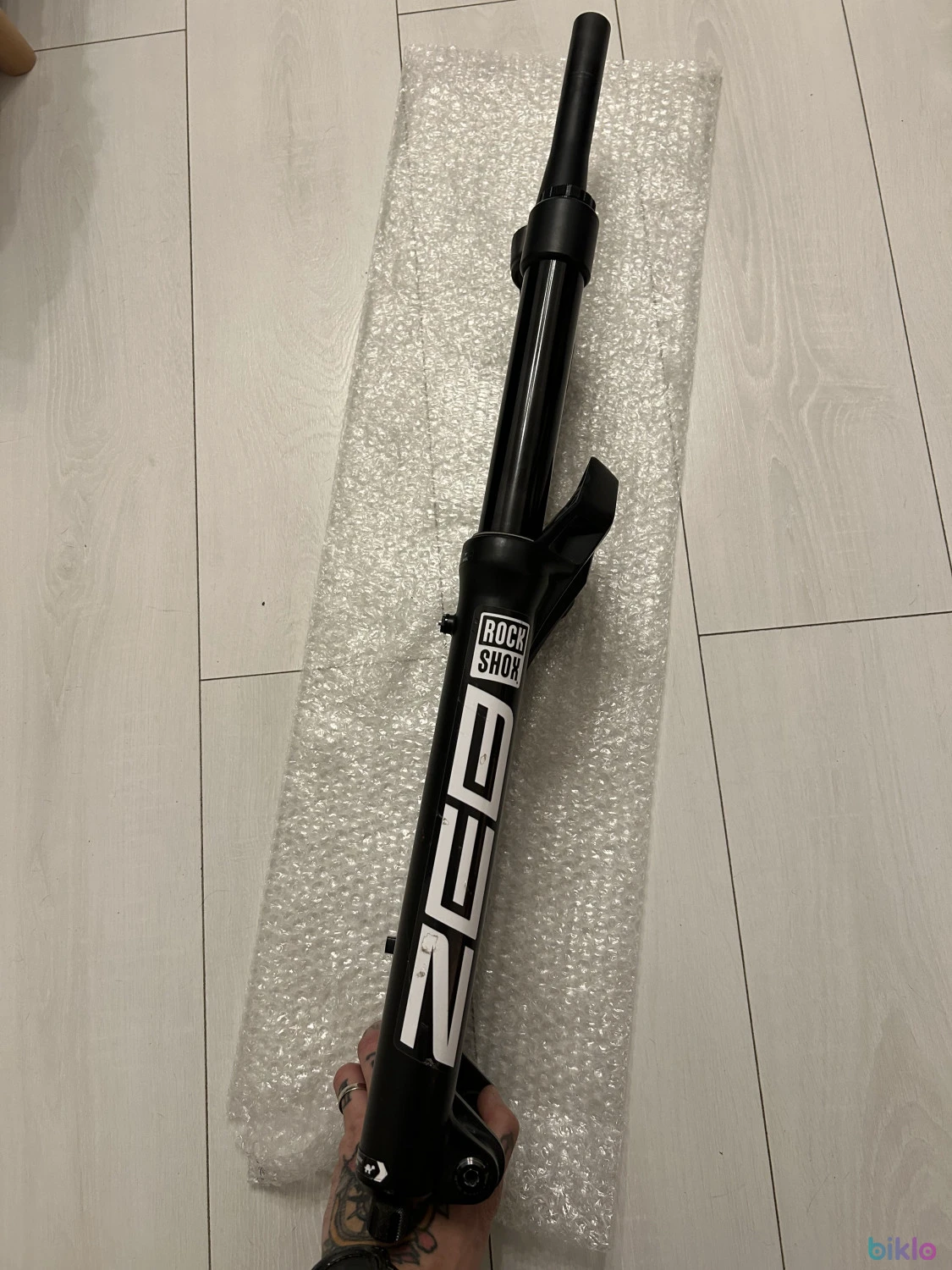 1. Rockshox ZEB Select + Charger3 RC2 170mm