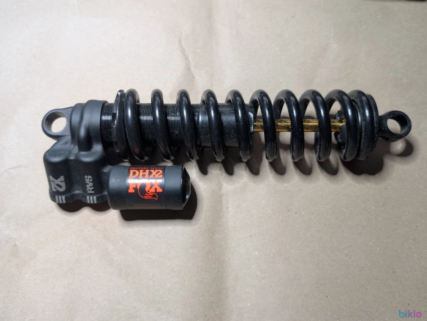 1. Fox DHX2 Factory Series CZP4