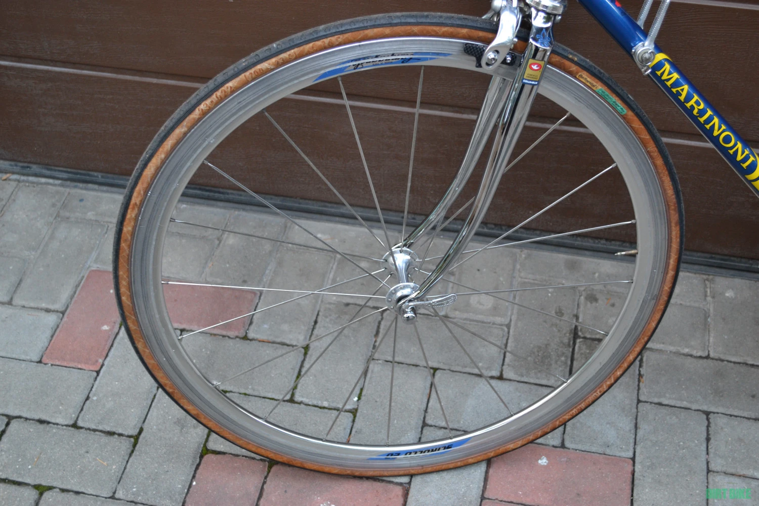 1. Campagnolo Scirocco 20 -Roata fata