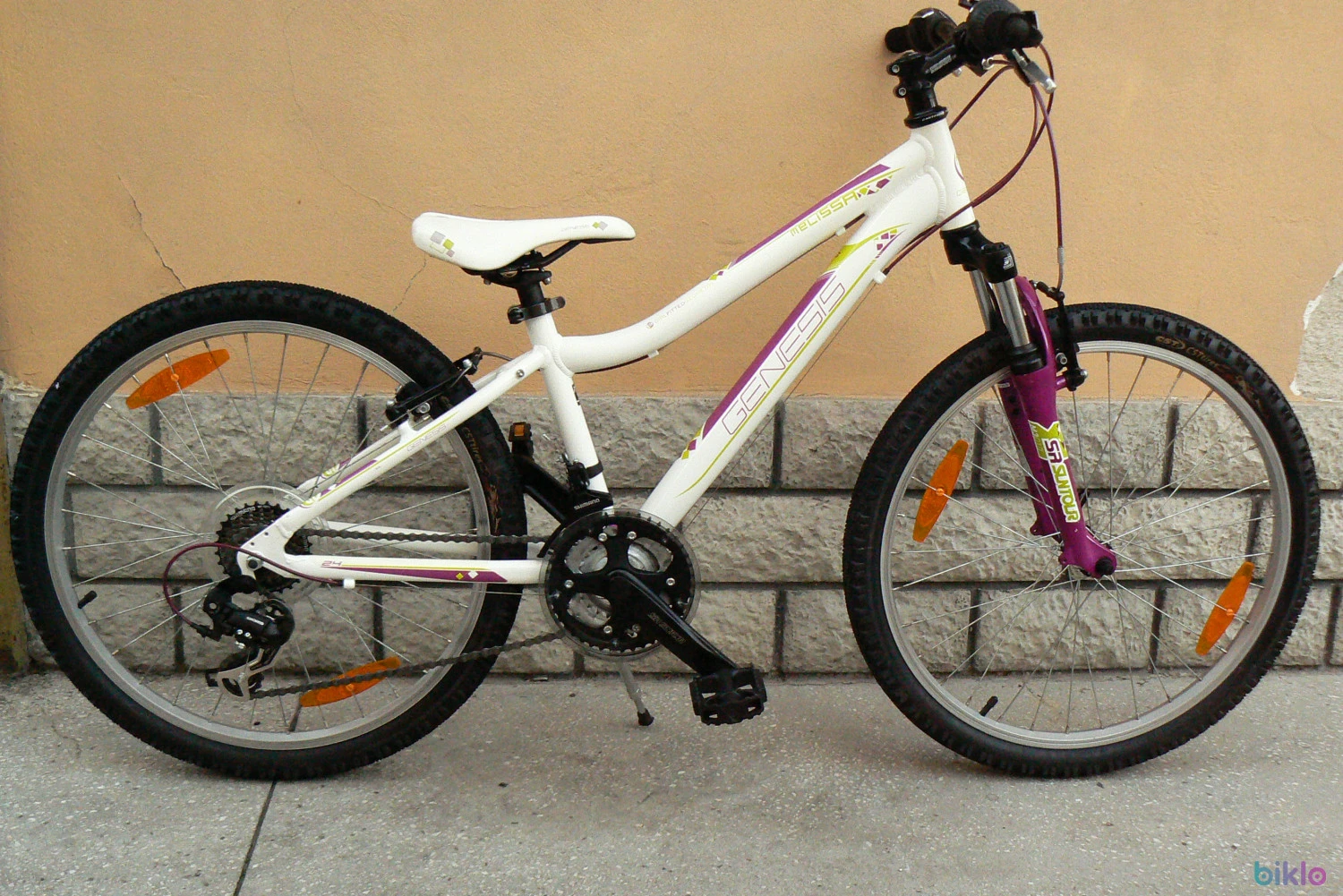 1. Bicicleta mountain bike de copii Genesis