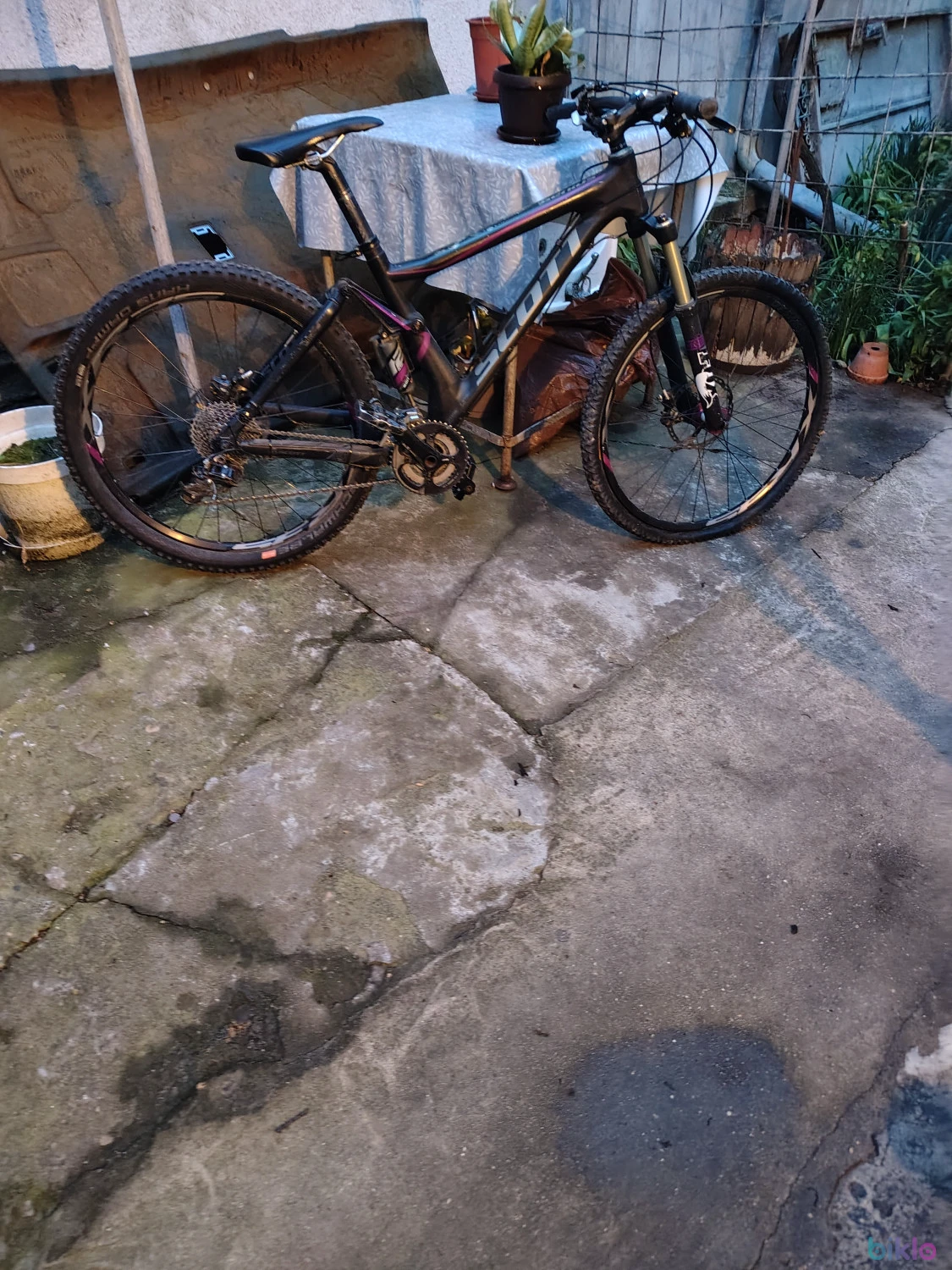 3. Scott genios cadru carbon