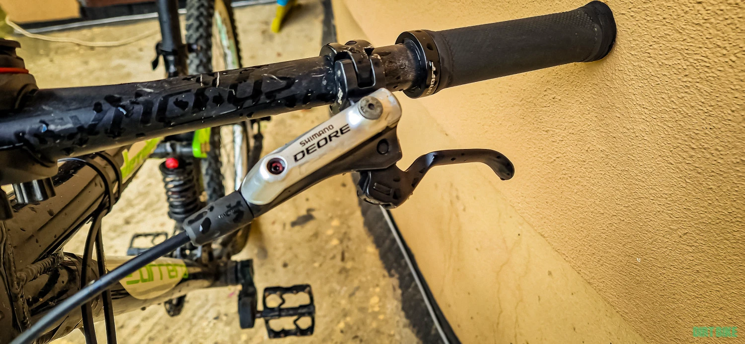 9. Bicicleta copii full suspension 24" custom build