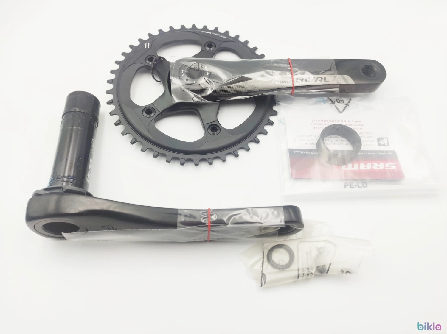 3. Angrenaj pedalier SRAM Rival 1 BB30 42T 1x11 viteze 170mm nou