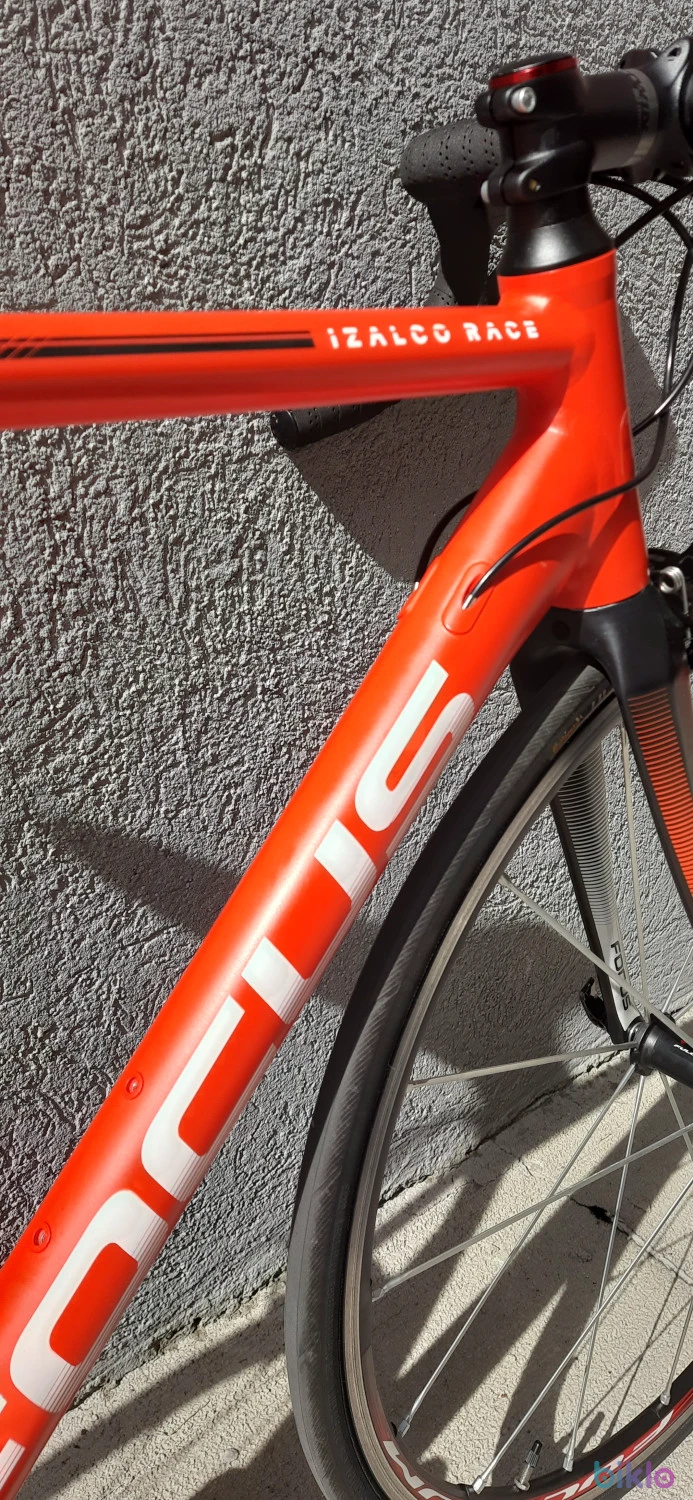 2. Focus Izalco Race (M - 54cm)