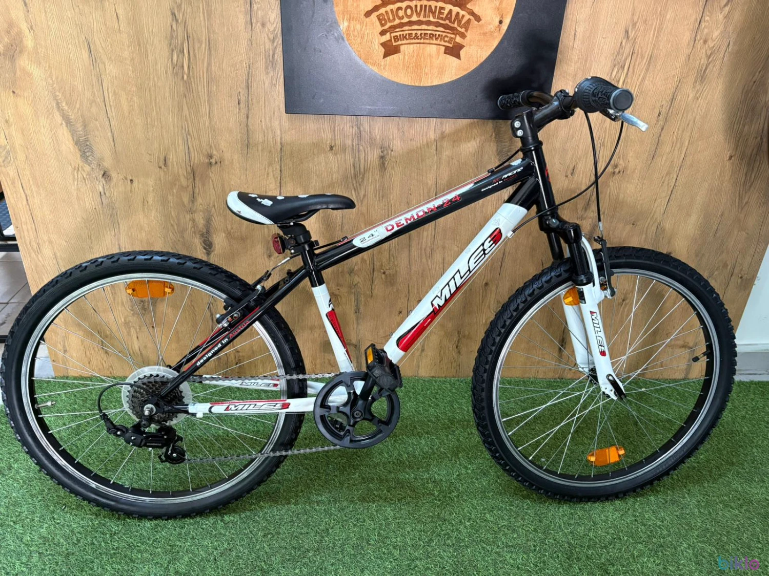 1. Bicicleta copii Miles 24''