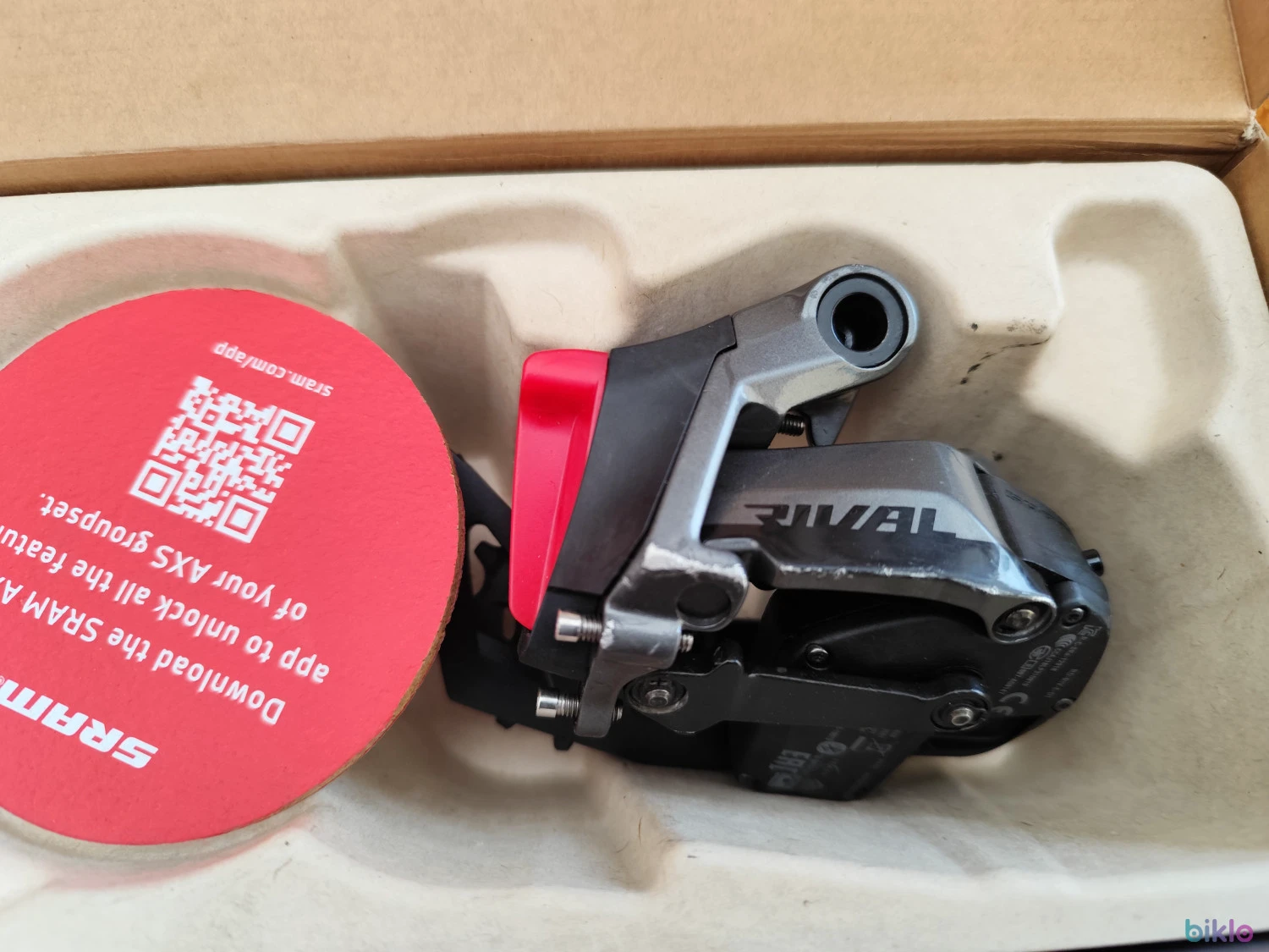 3. Groupset Sram rival axs