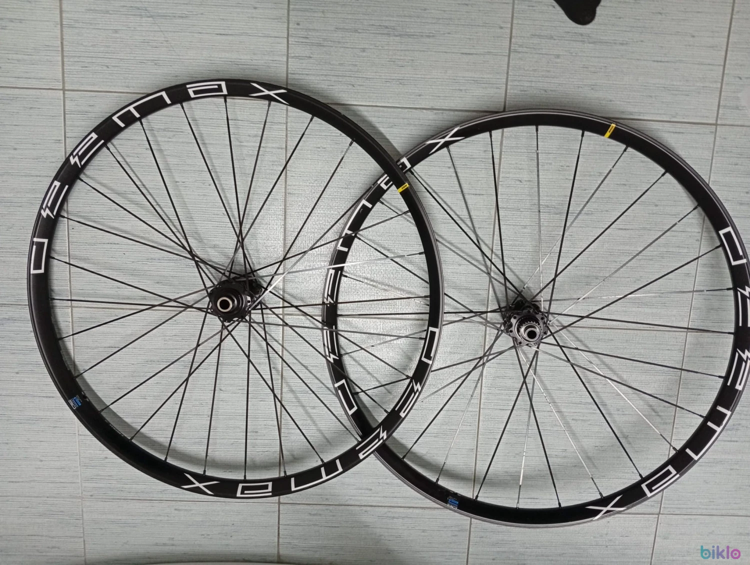 1. Roti Mavic E-DEEMAX 29 "