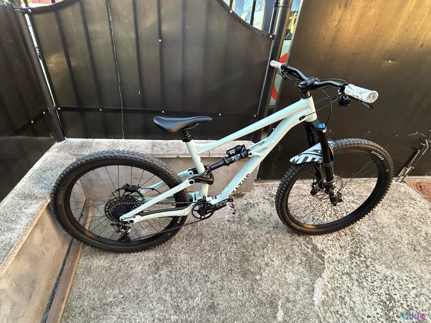 8. Specialized status 16