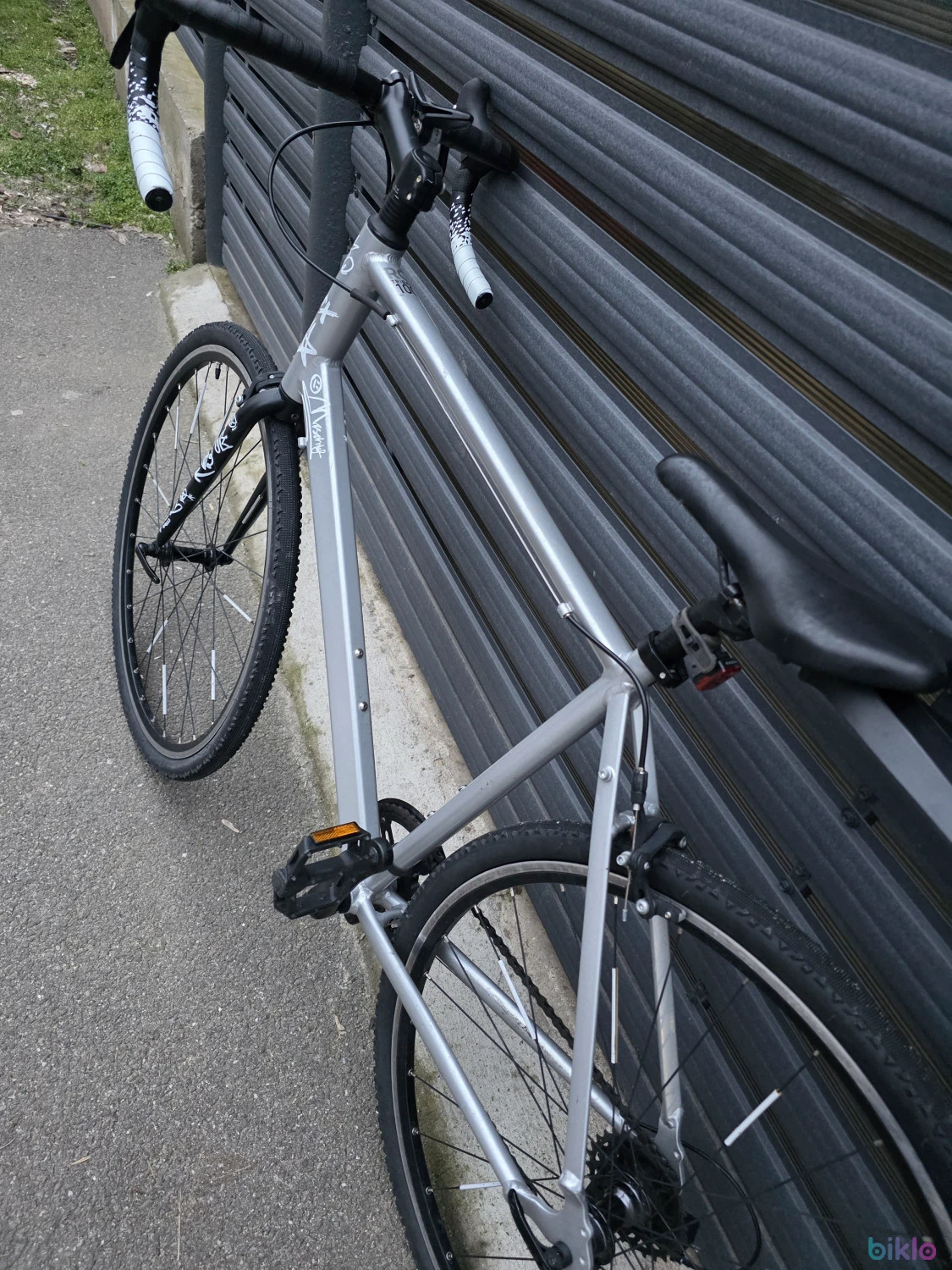 15. Gravel Riverside RC100