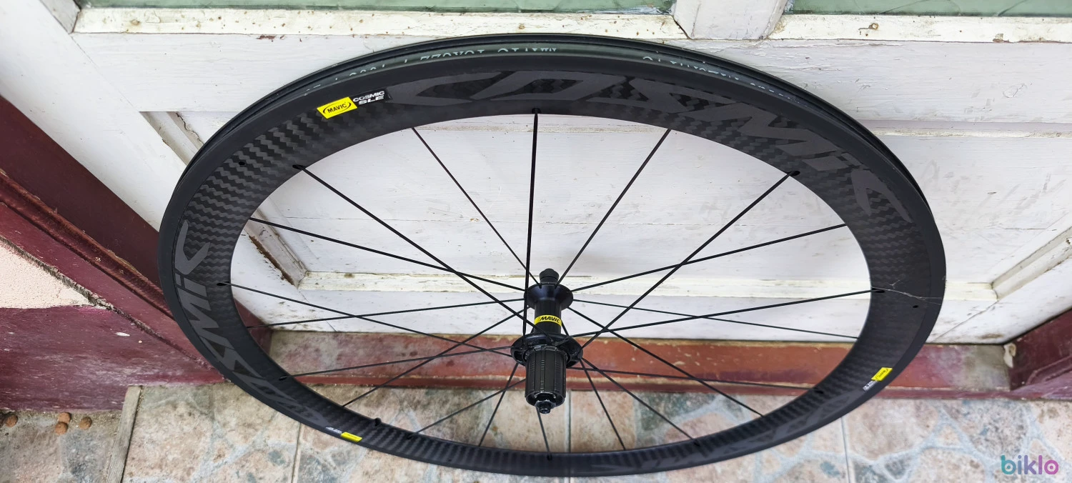 1. Jantă spate cursiera, Mavic Cosmic Sle