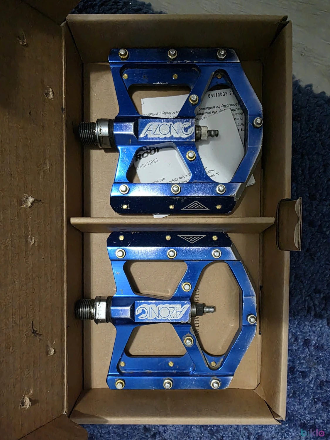 1. Azonic Wicked Flat 105x100