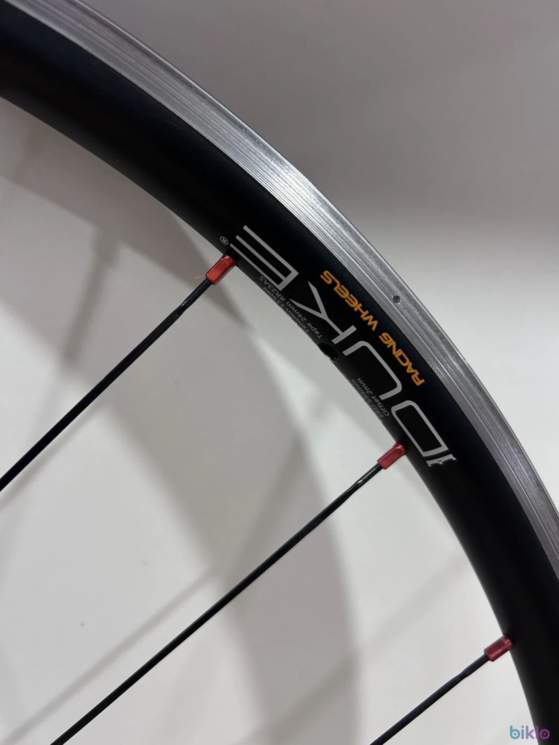 7. Roti Cursiera Duke/Tune. Rulmenti ceramici. Caseta Ultegra R8000