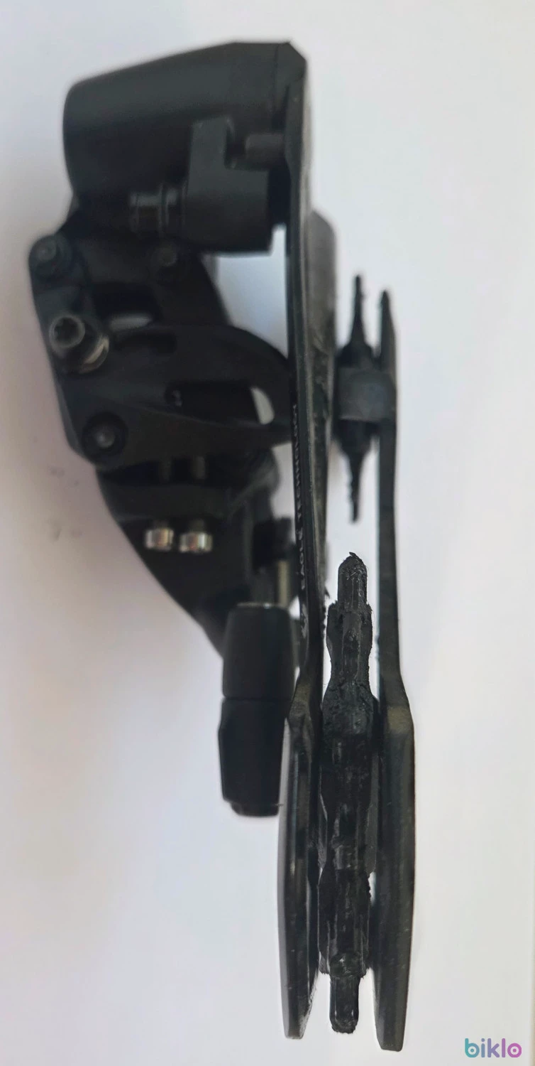 3. Schimbator Sram Apex Eagle D1