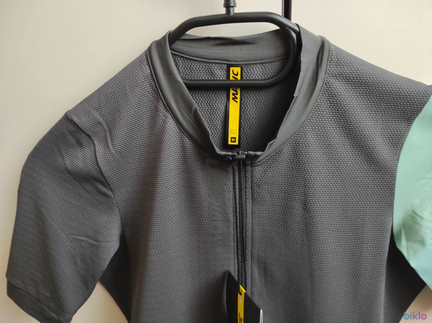 2. Tricou dama Mavic Essential Carbon/Mint marimea XS, nou