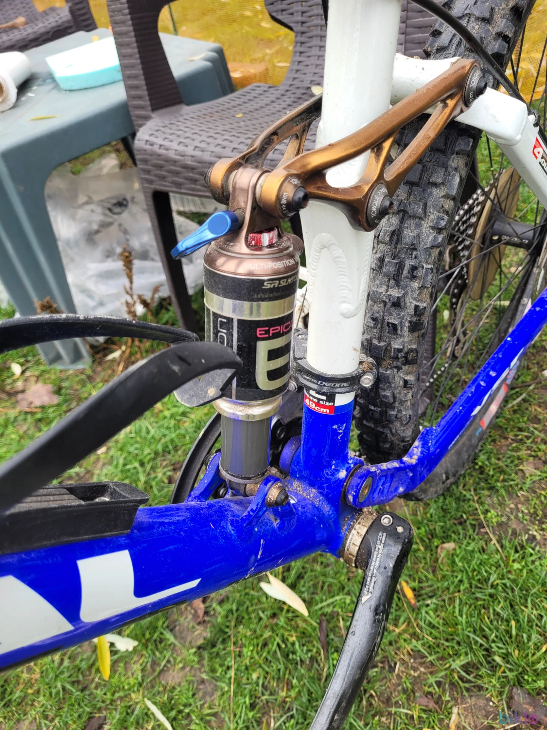 4. Bicicletă Specialized Epic FSR – Full Suspension, Furcă și Shock pe Aer, Deore – Perfectă Trail/MTB