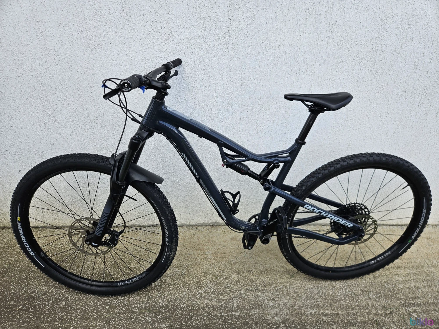 1. Rockrider AM 50S, L, 29" full-suspension in garantie