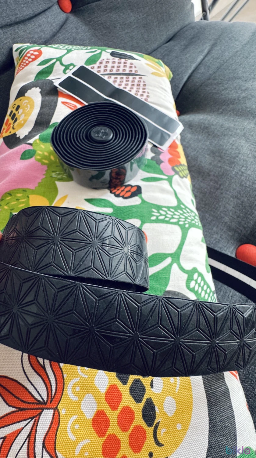 1. Ghidolina banda ghidon cursiera Bar Tape - black