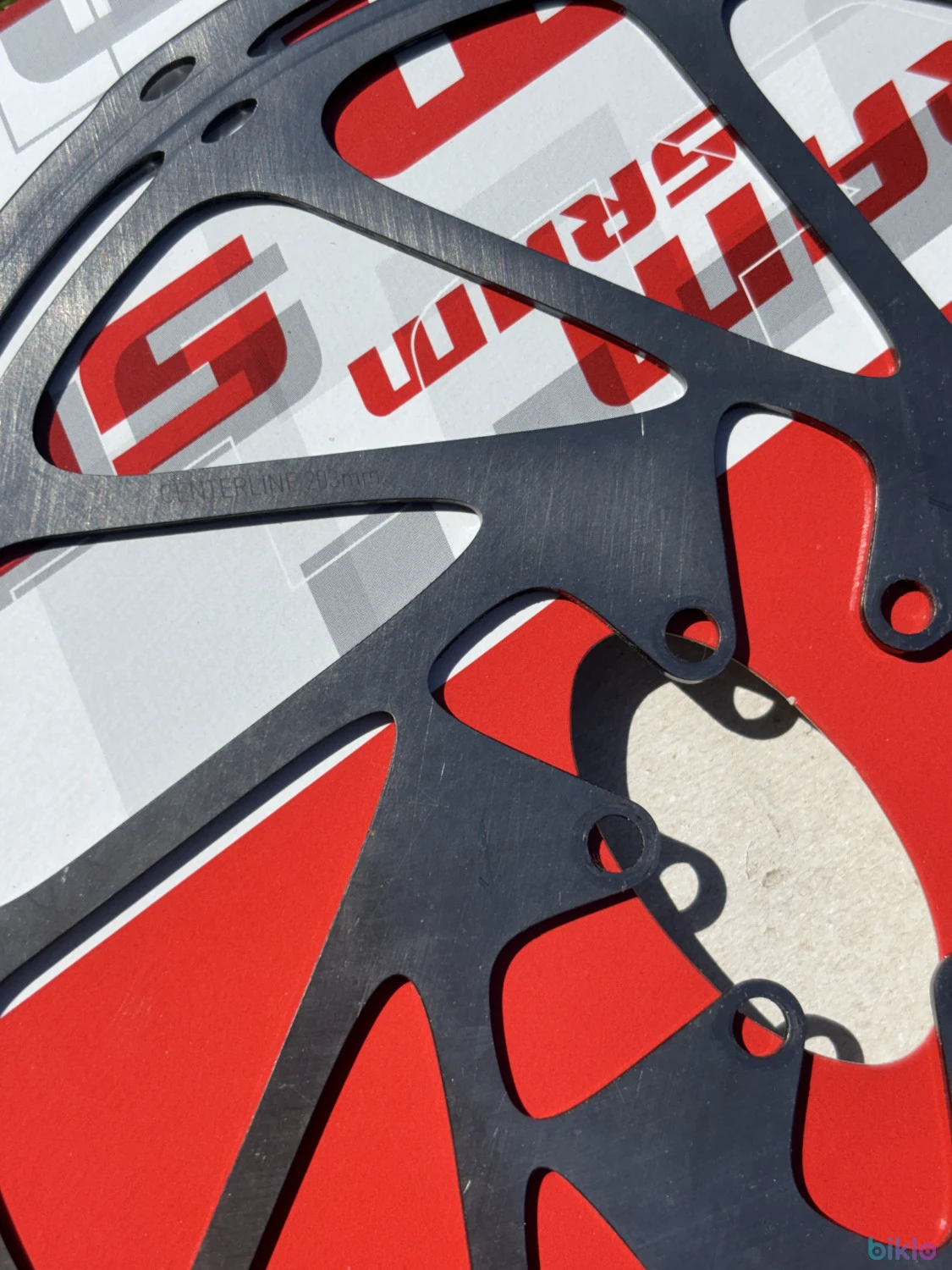 4. Disc Sram 203mm Nou cu șuruburi!