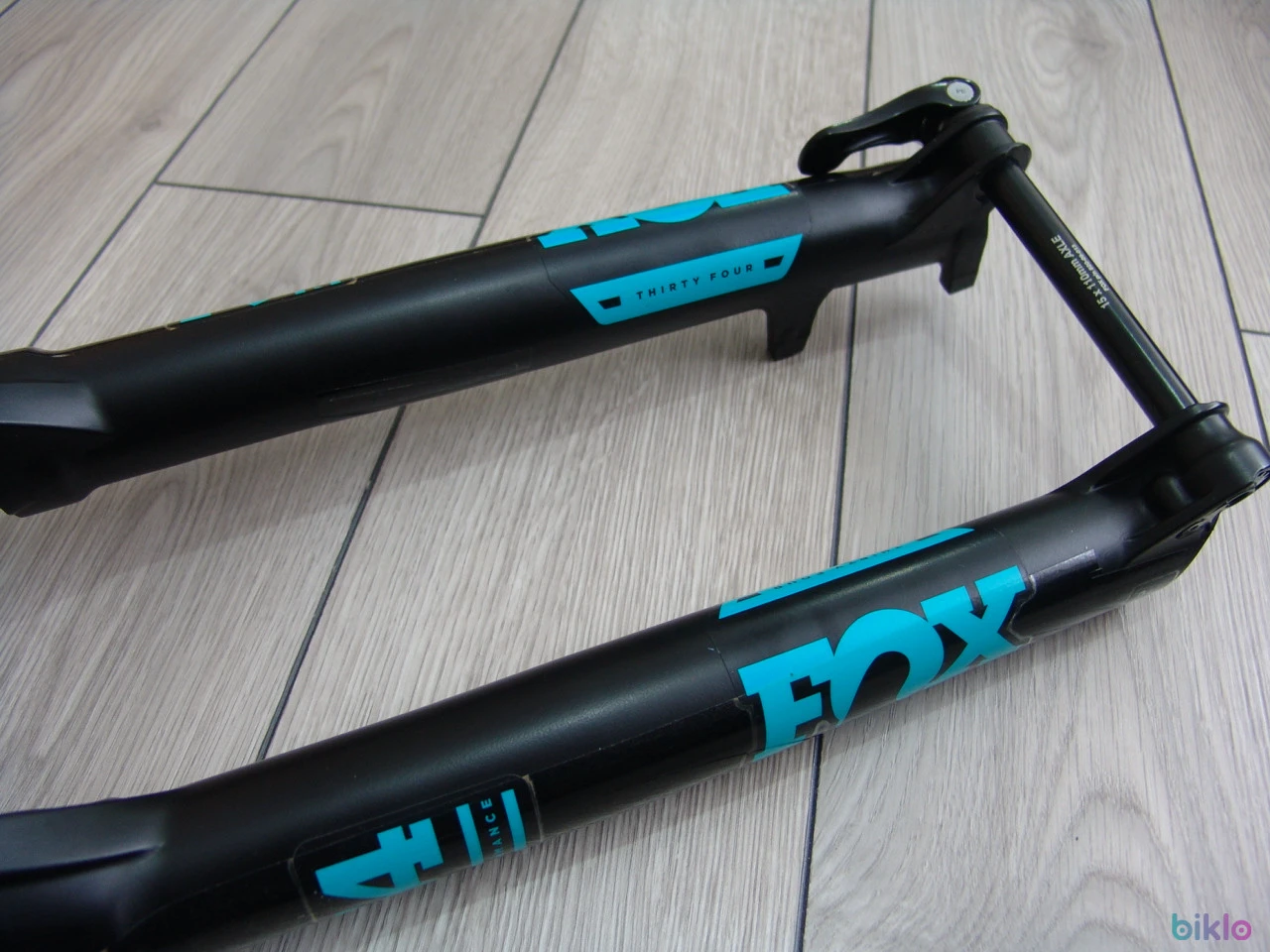 14. 29'' Fox 34 Performance Boost 140mm