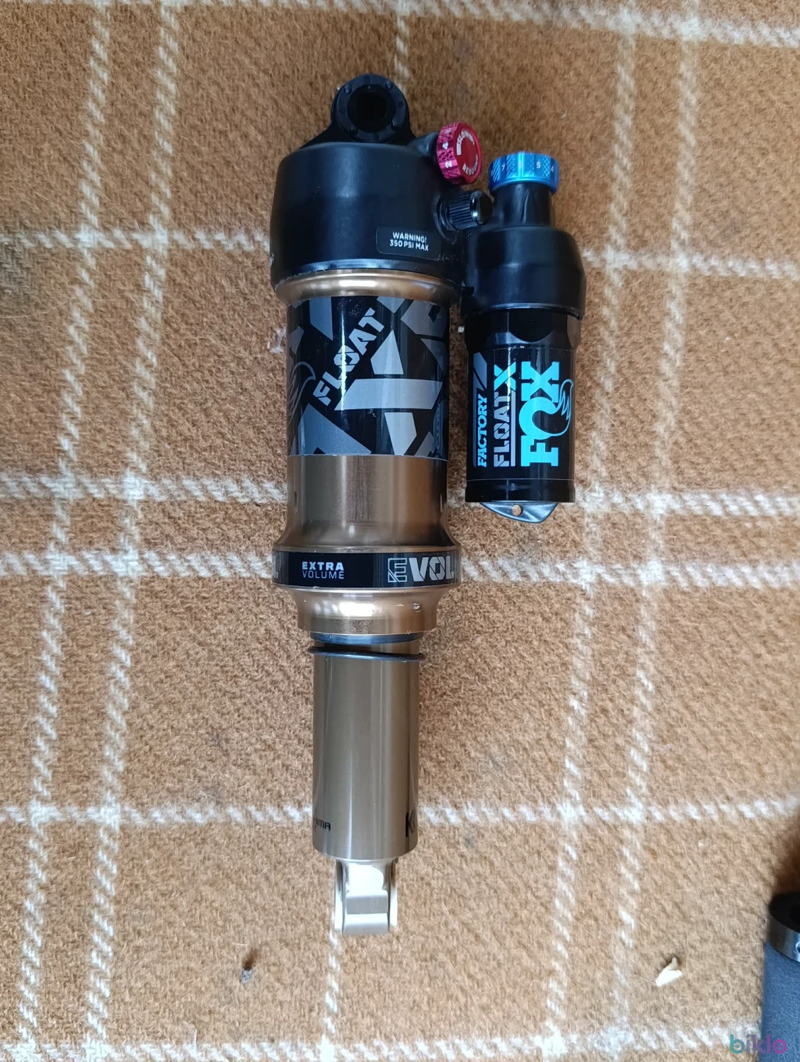 1. Amortizor Fox FLOAT-X factory Kashima