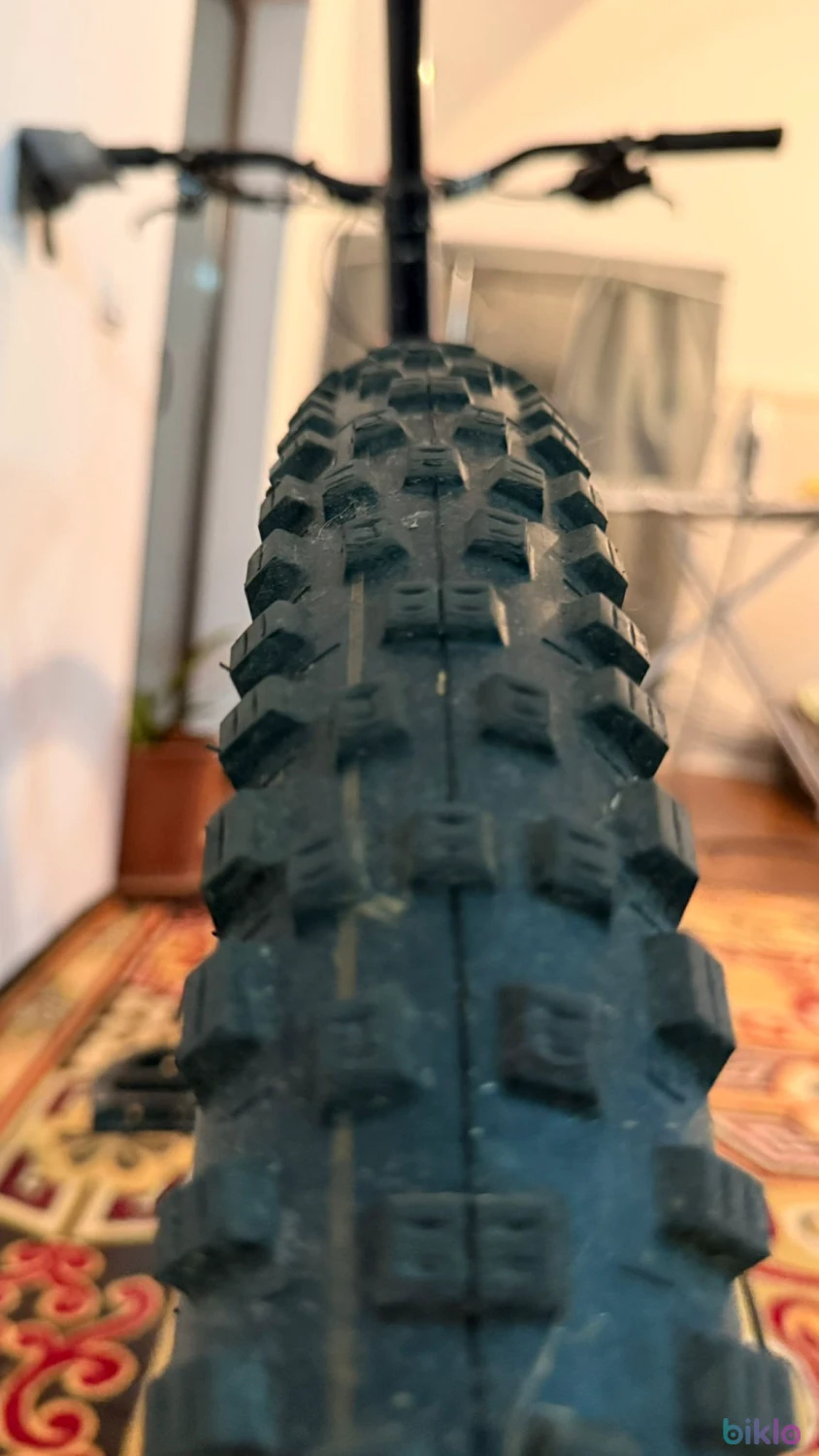 8. Nukeproof Mega 297 2023 Aluminiu