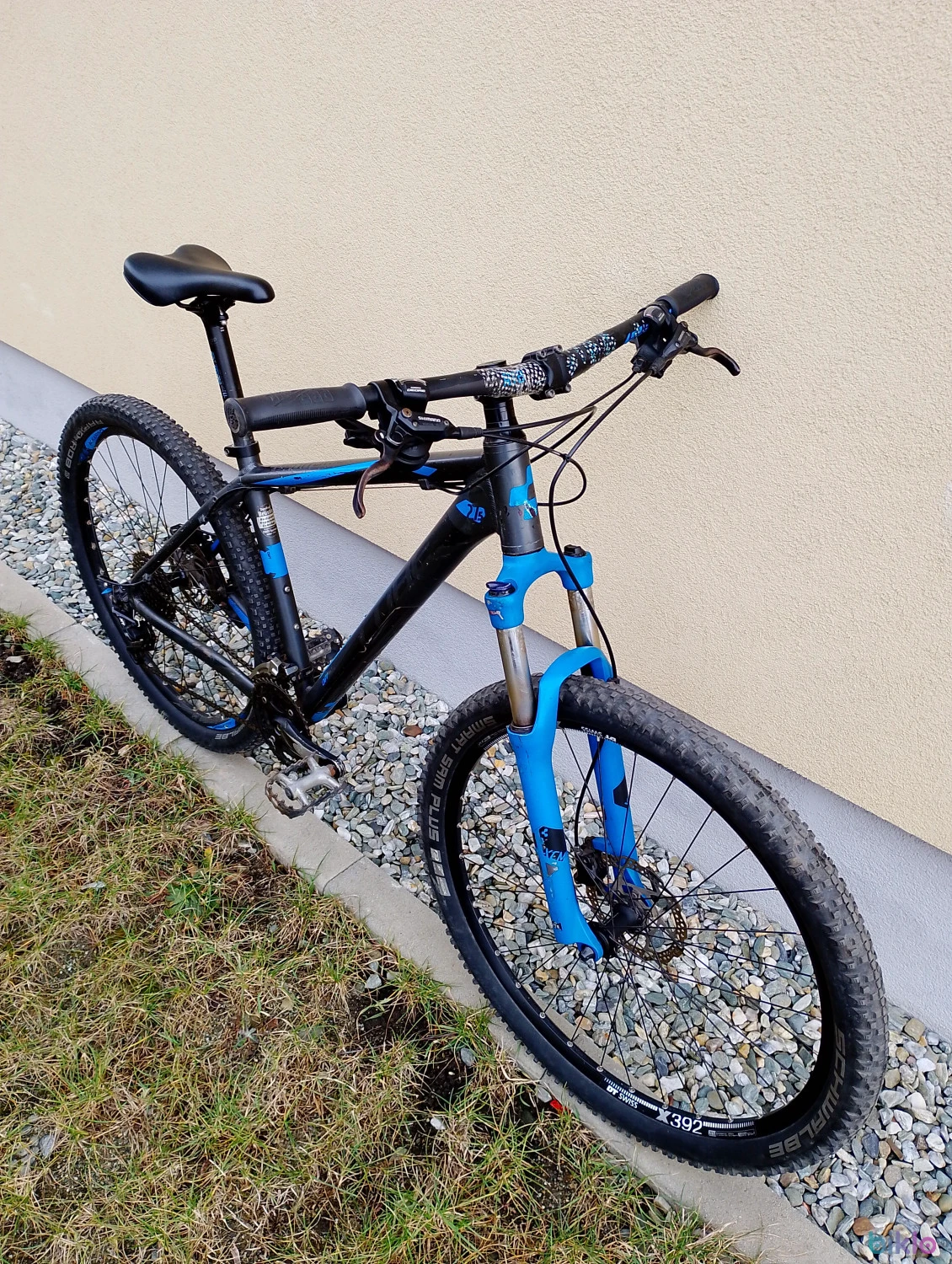 4. Bicicleta Cube Attention 27.5