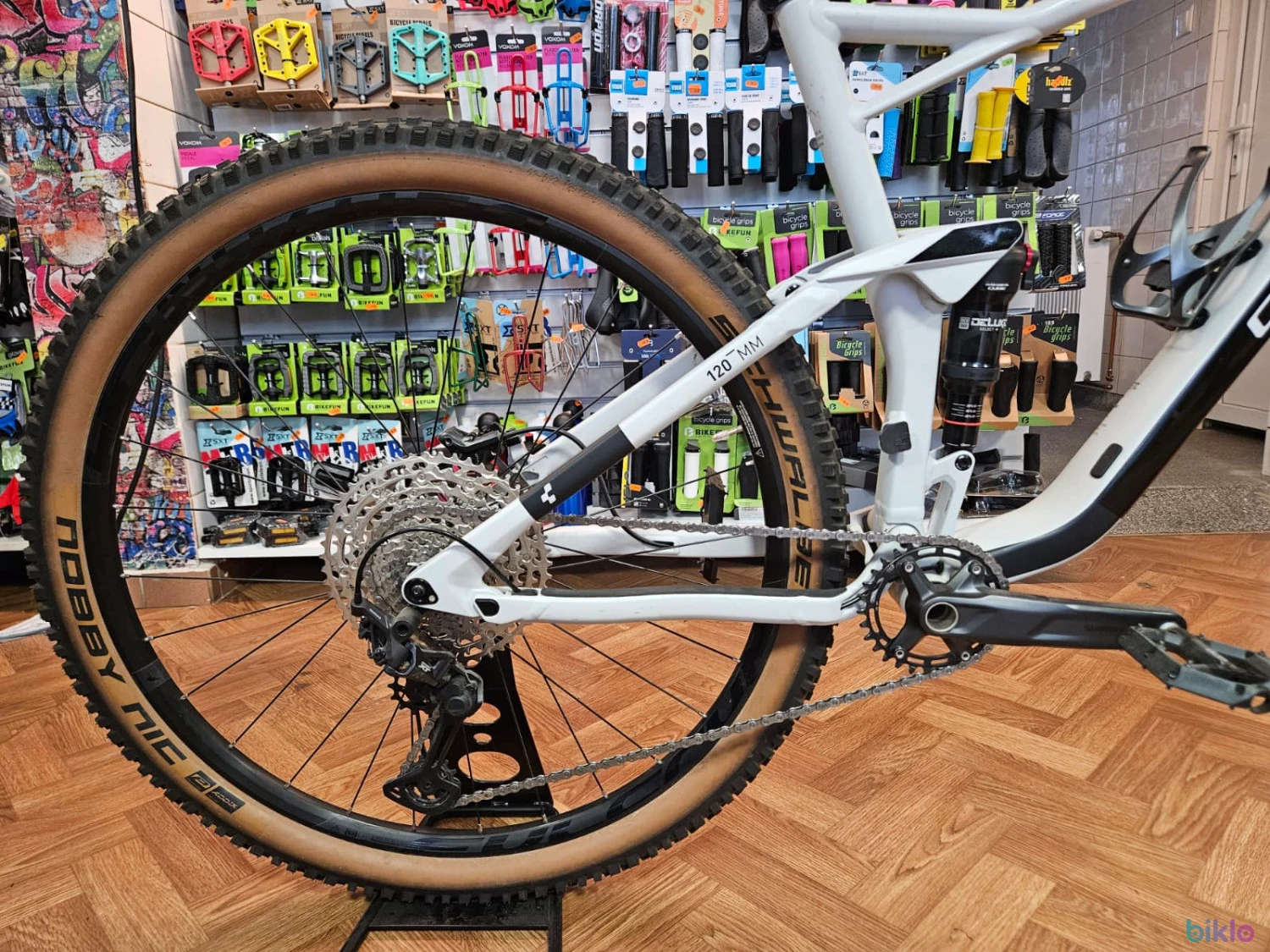 4. Bicicleta Cube Stereo 120 Race 29 Lightgray Black 2021