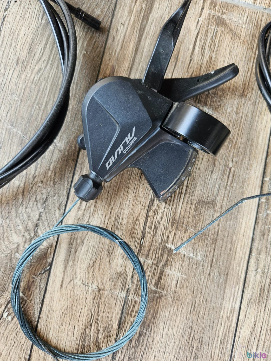 8. Transmisie integrala Shimano Alivio 2x9