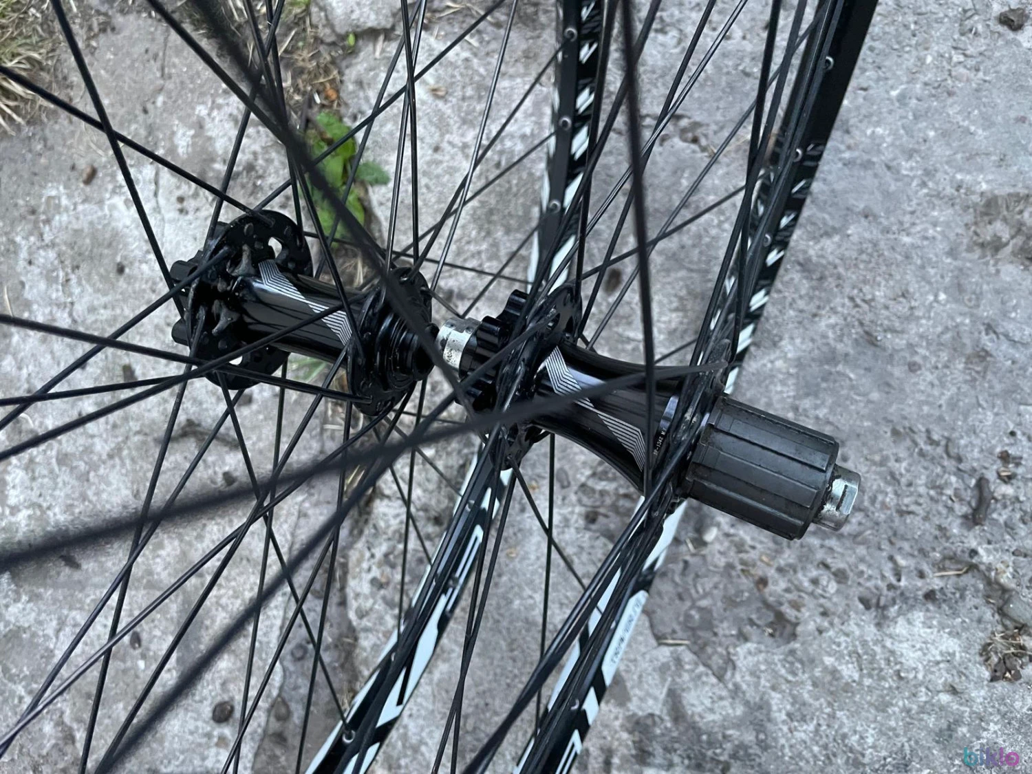1. Set roți MTB 26” Specialized Roval 142x12/100x15 mm