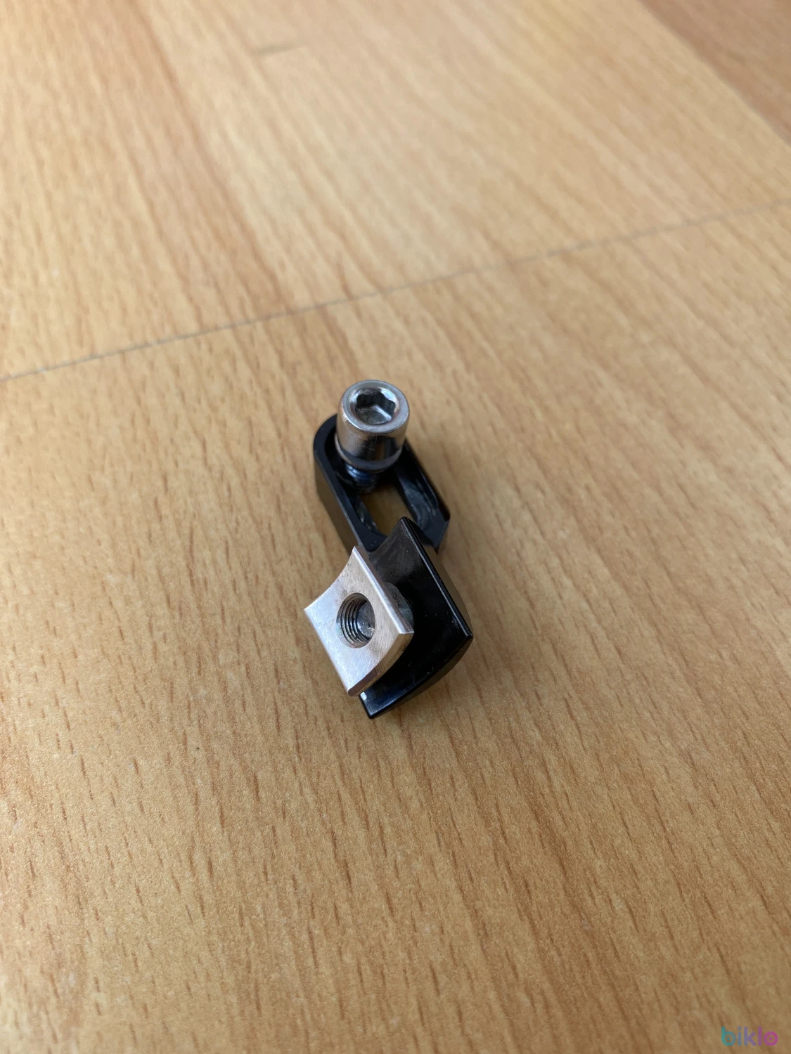 4. Woolf Tooth matchmaker Shimano I-Spec EV