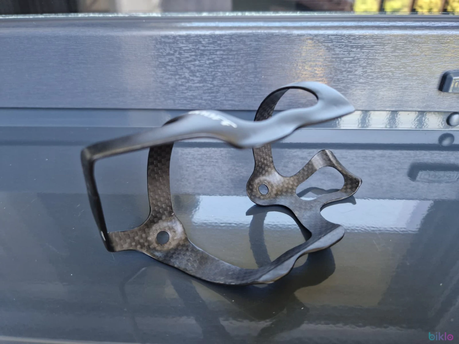 4. Suport bidon din carbon Mondraker OnOff