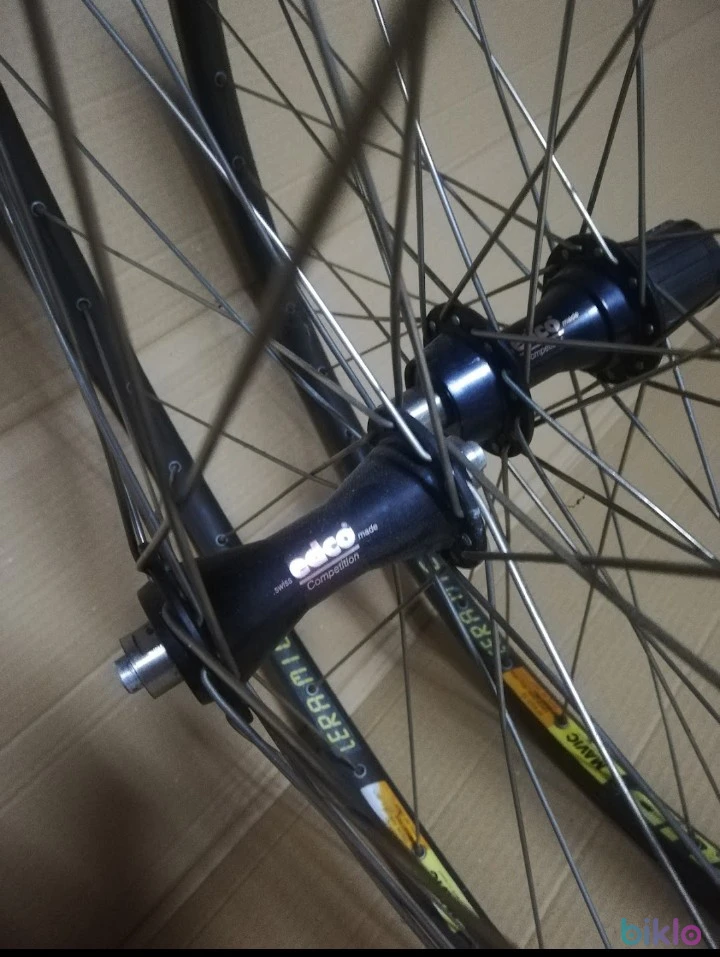 1. Set EDCO competition retro mavic 117 ceramic