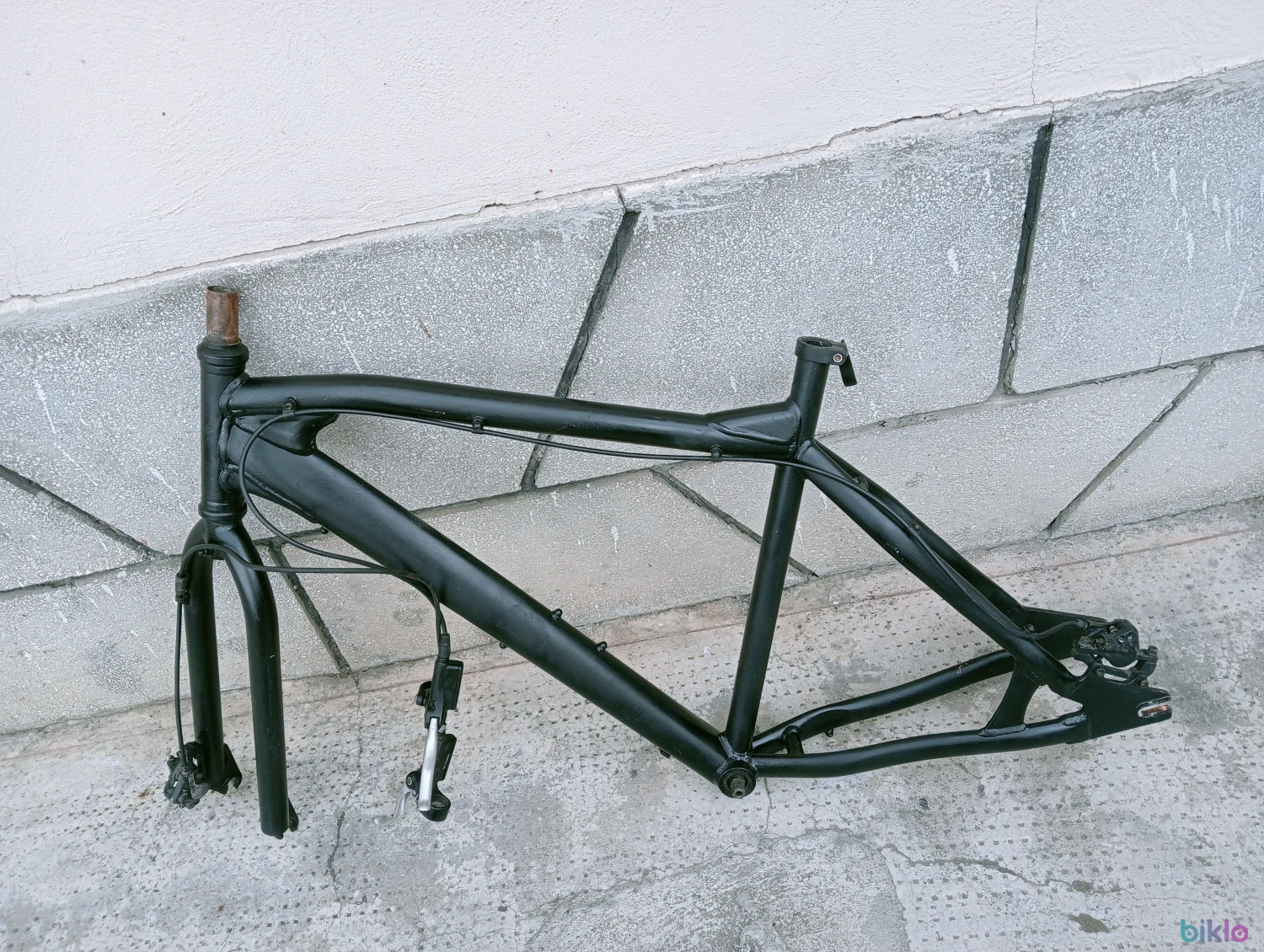 1. Cadru MTB 26 Dirt aluminiu numai pt frână disc dropout orizontale + furca si piese