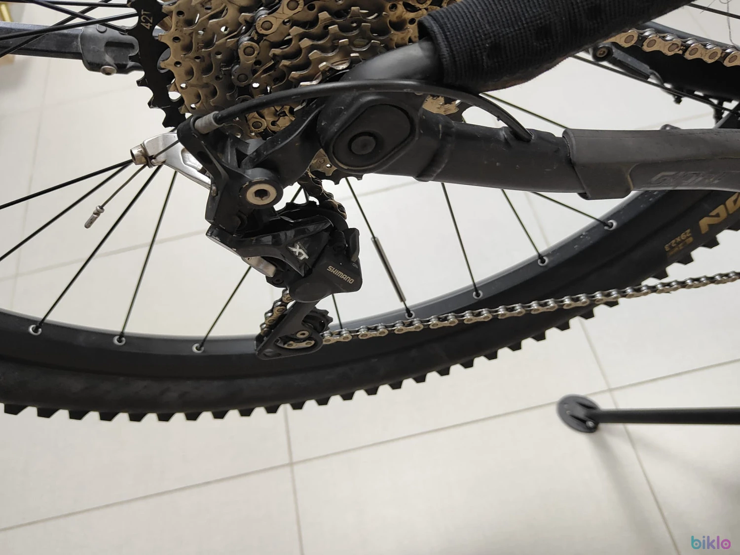 5. Bicicleta electrica Giant Fathom E+ 2 29, negru , baterie giant energypak 500 wh