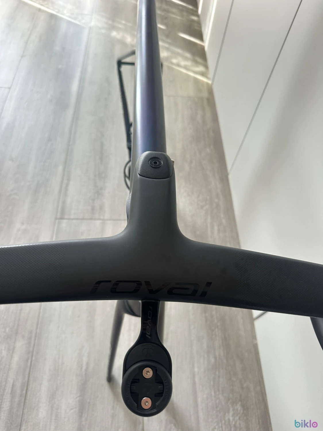 1. Ghidon cursiera roval rapide
