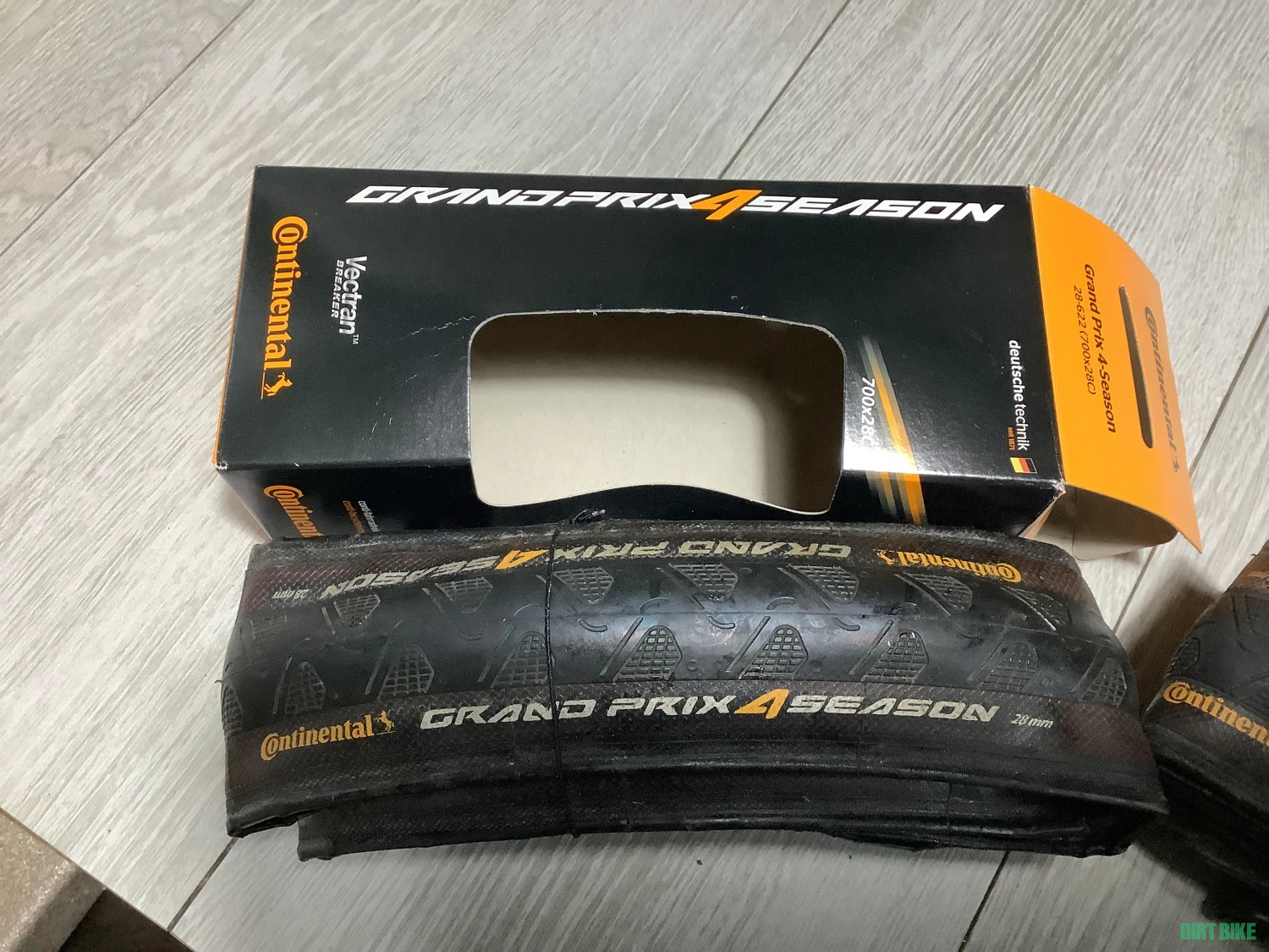 6. Anvelope Continental Grand Prix 4-Season cauciucuri tubeless gravel mtb cyclocross