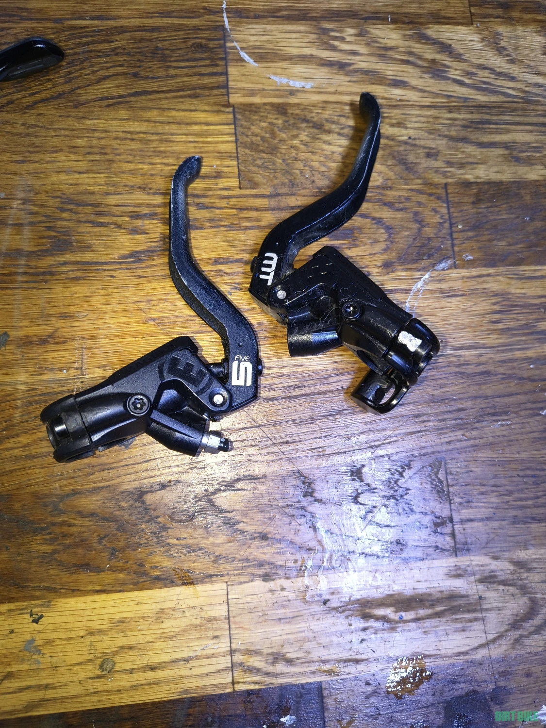 1. Manete Magura MT5 cu clamp
