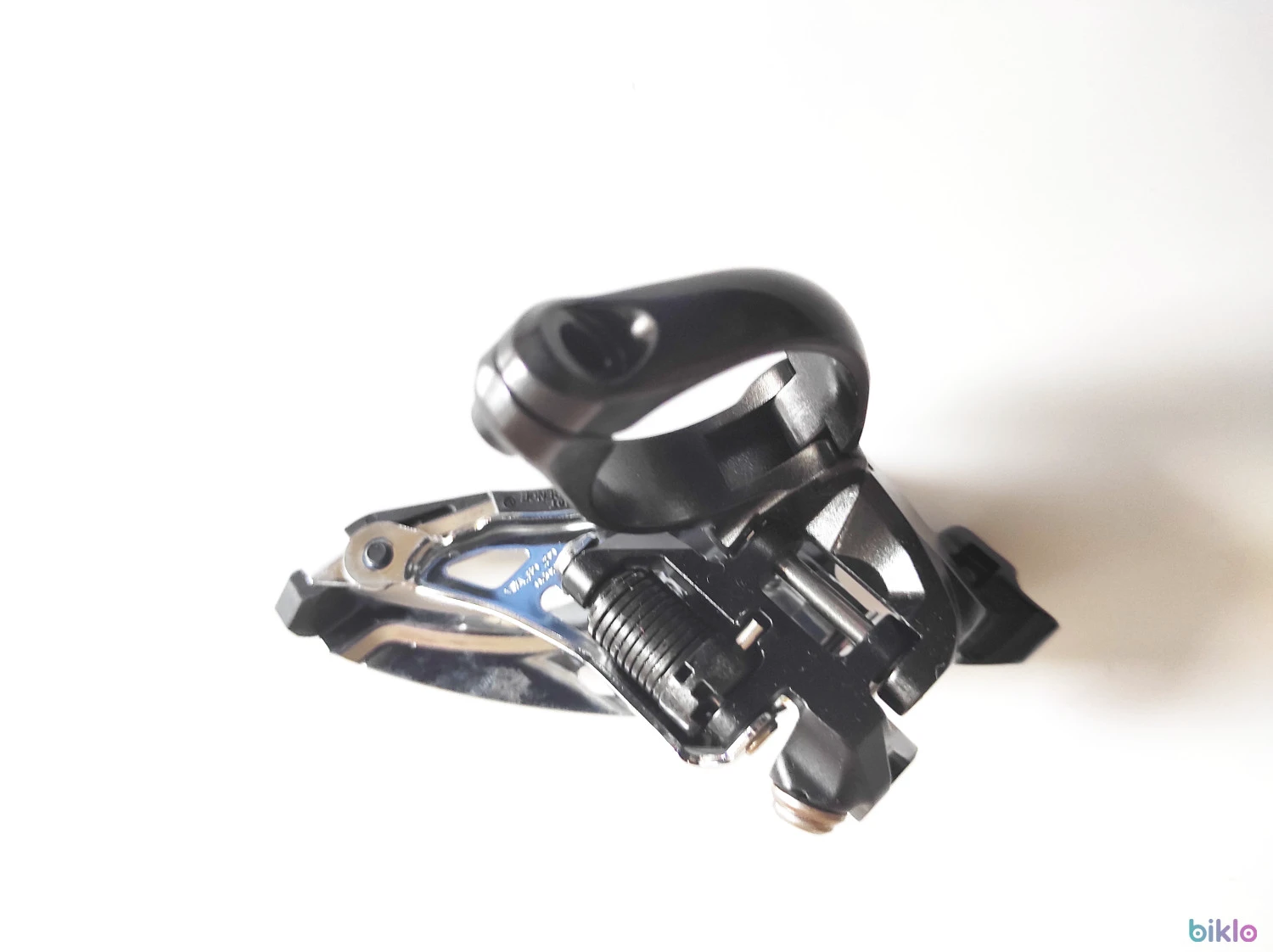 5. Schimbator foi Shimano Deore XT FD-M8020-L 2x11v. prindere cu colier nou