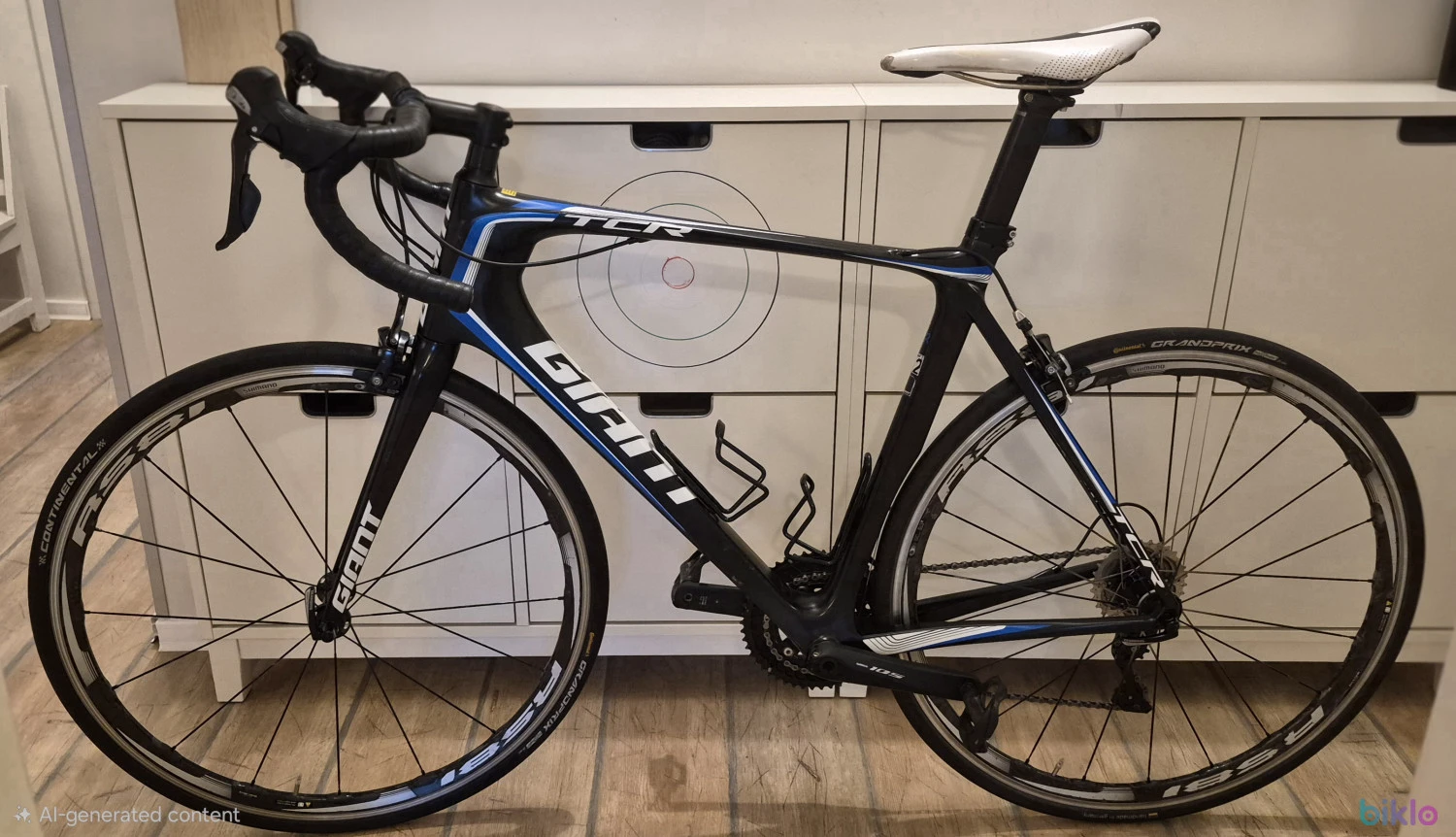 3. Cursieră Giant TCR 2, carbon, L