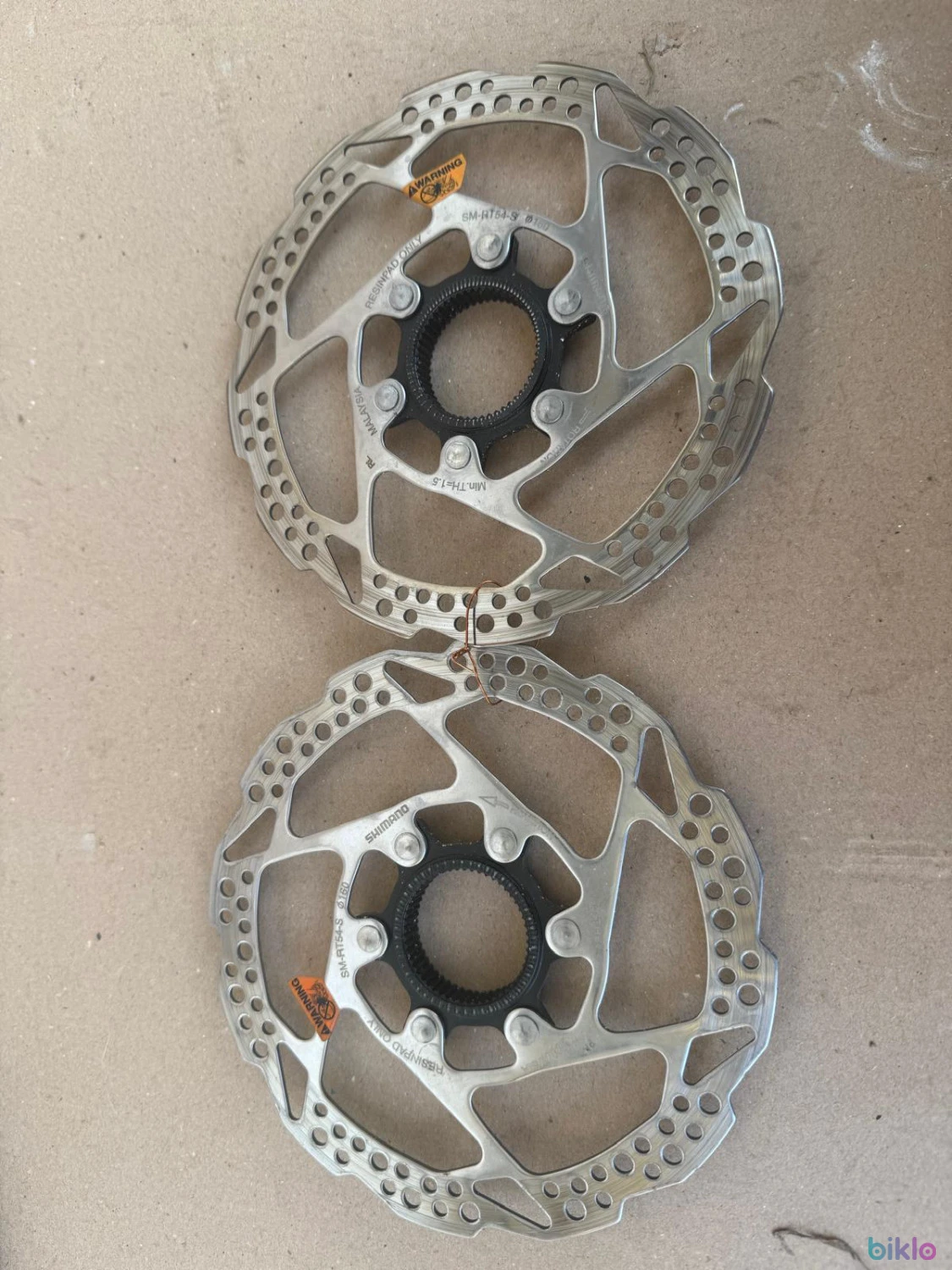 3. Set discuri frana Shimano SM-RT54 160mm centerlock