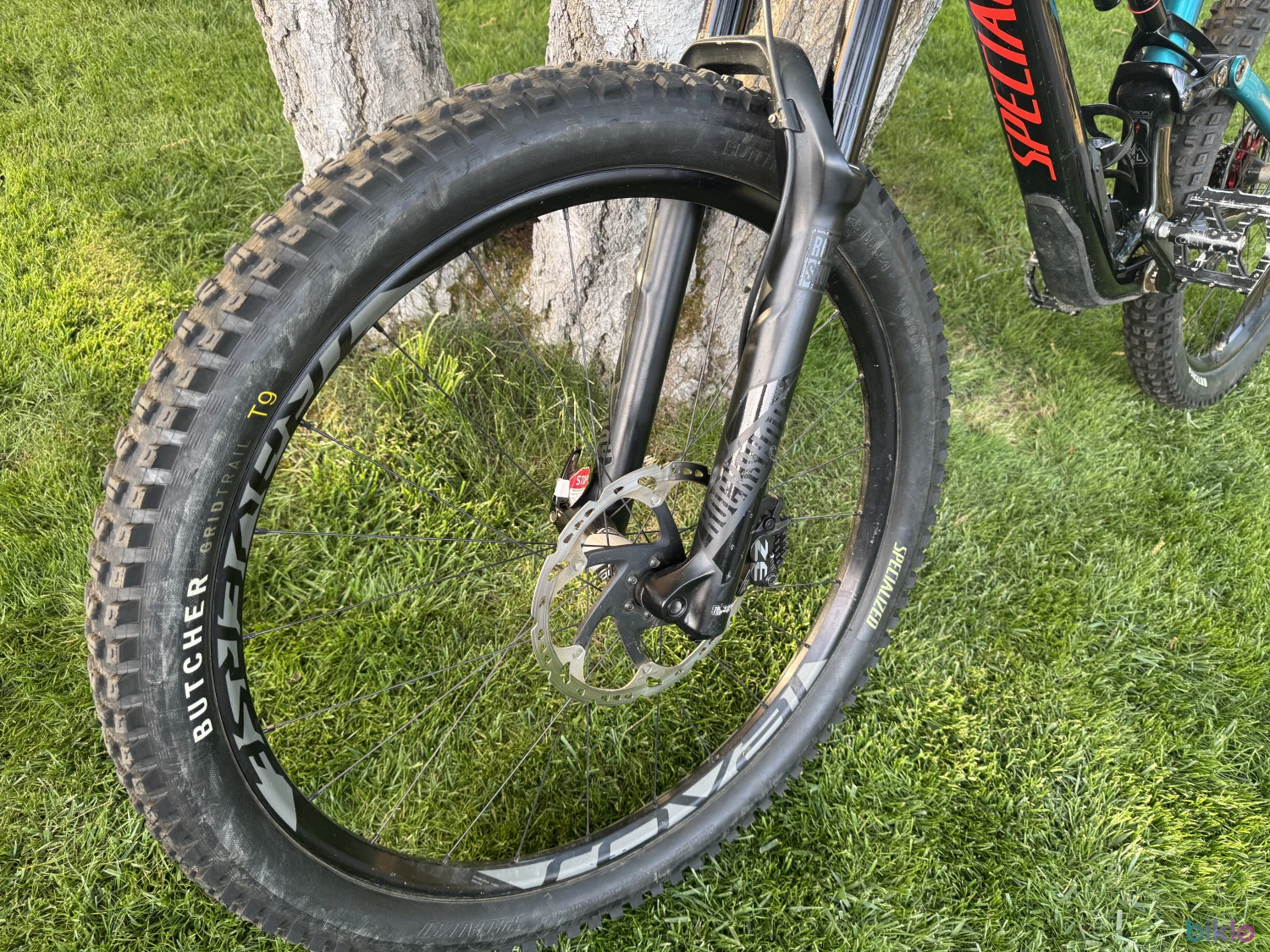 3. SPECIALIZED Enduro Elite Carbon 650b, XL
